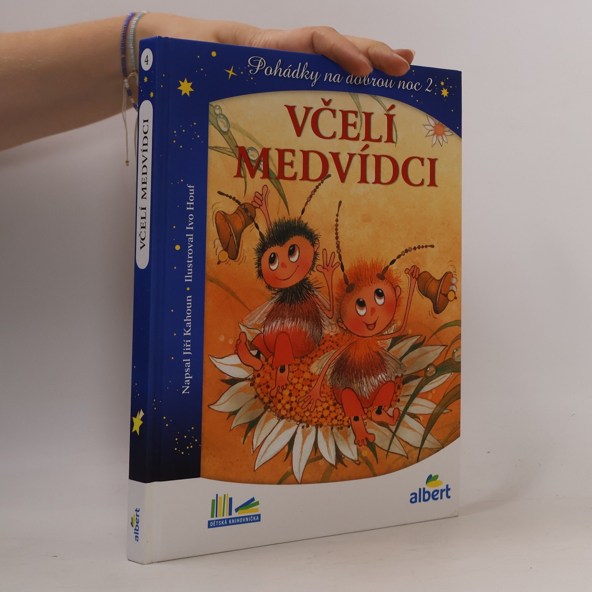 Jiří Kahoun Včelí medvídci