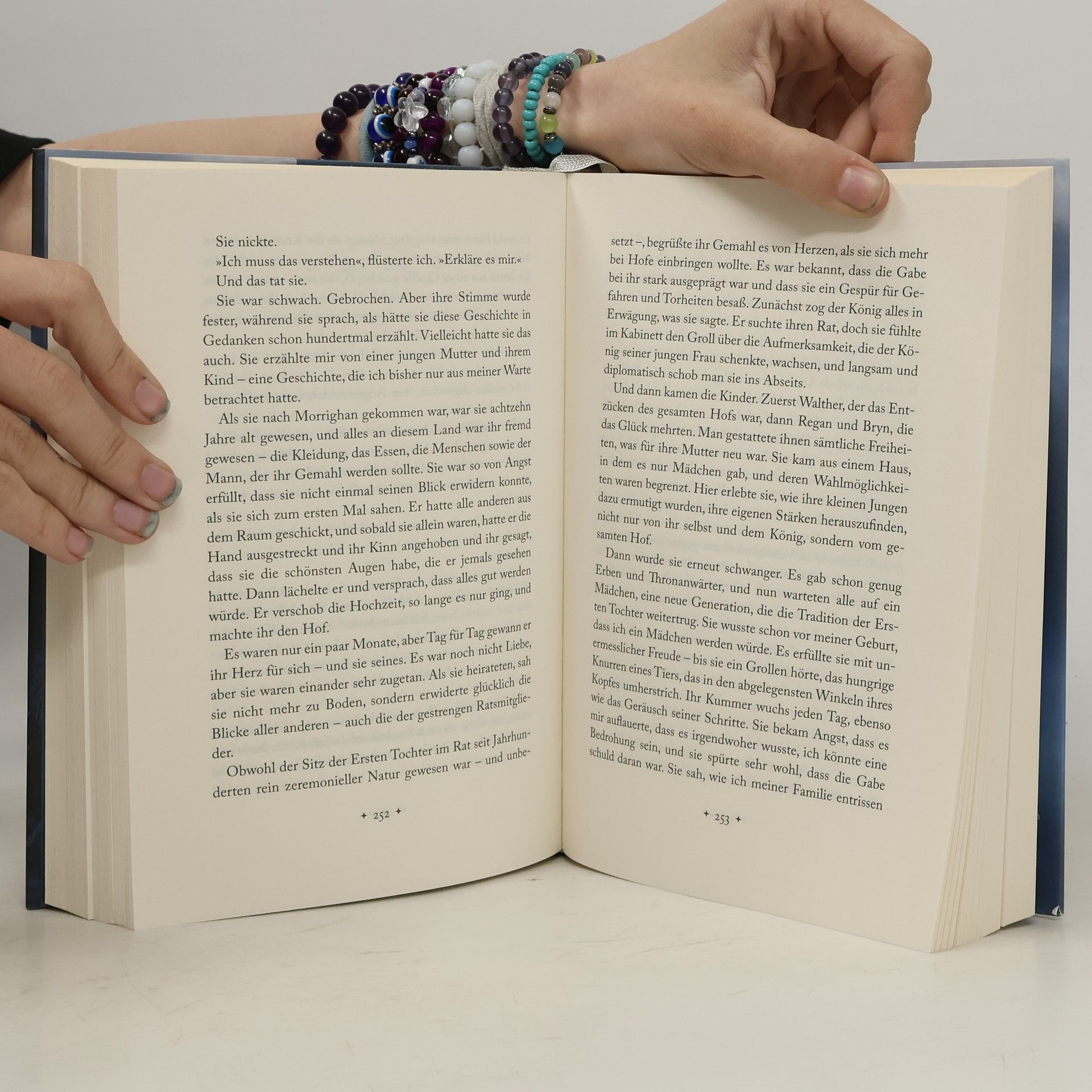 Mary E. Pearson Der Glanz der Dunkelheit