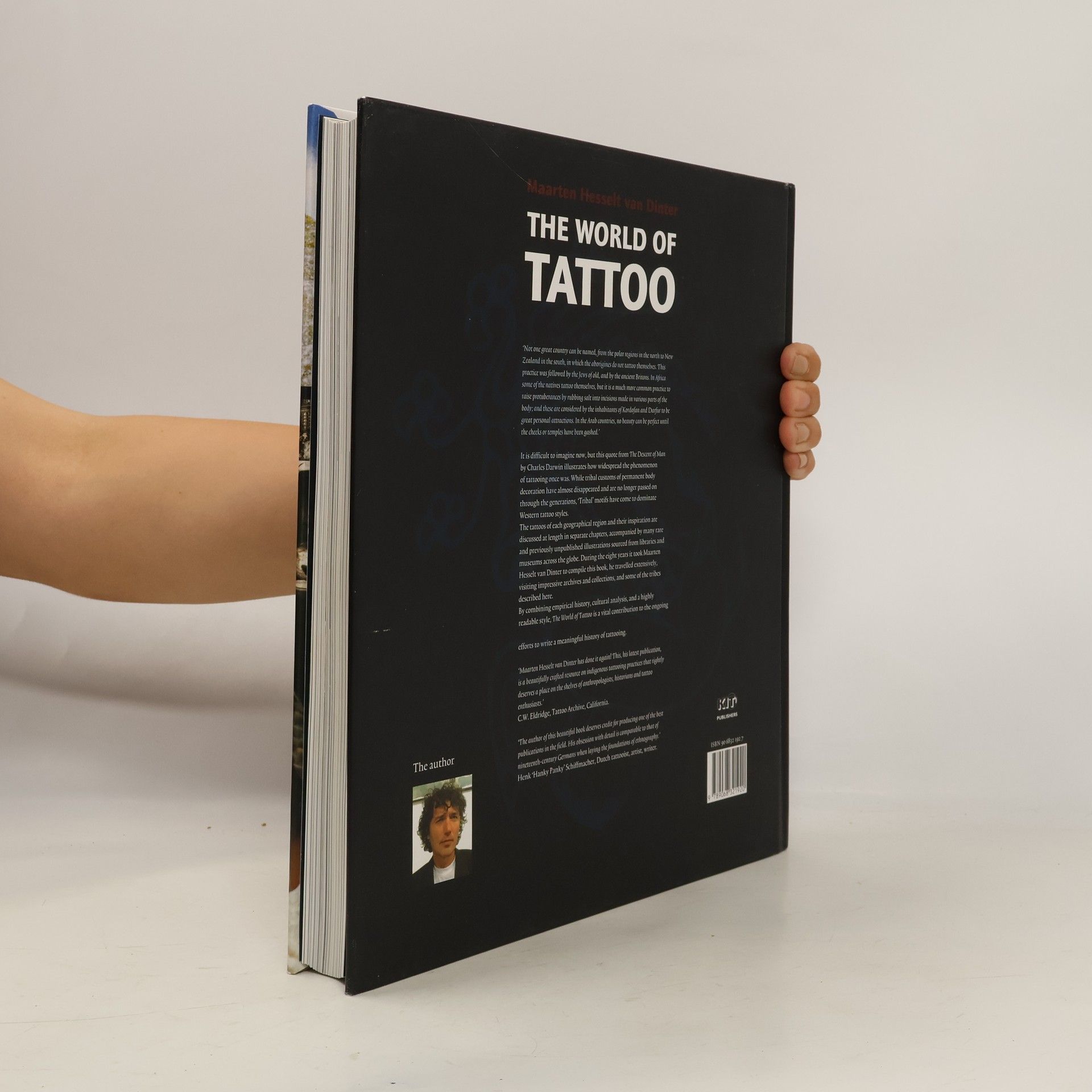 Maarten Hesselt van Dinter The world of tattoo: an illustrated history