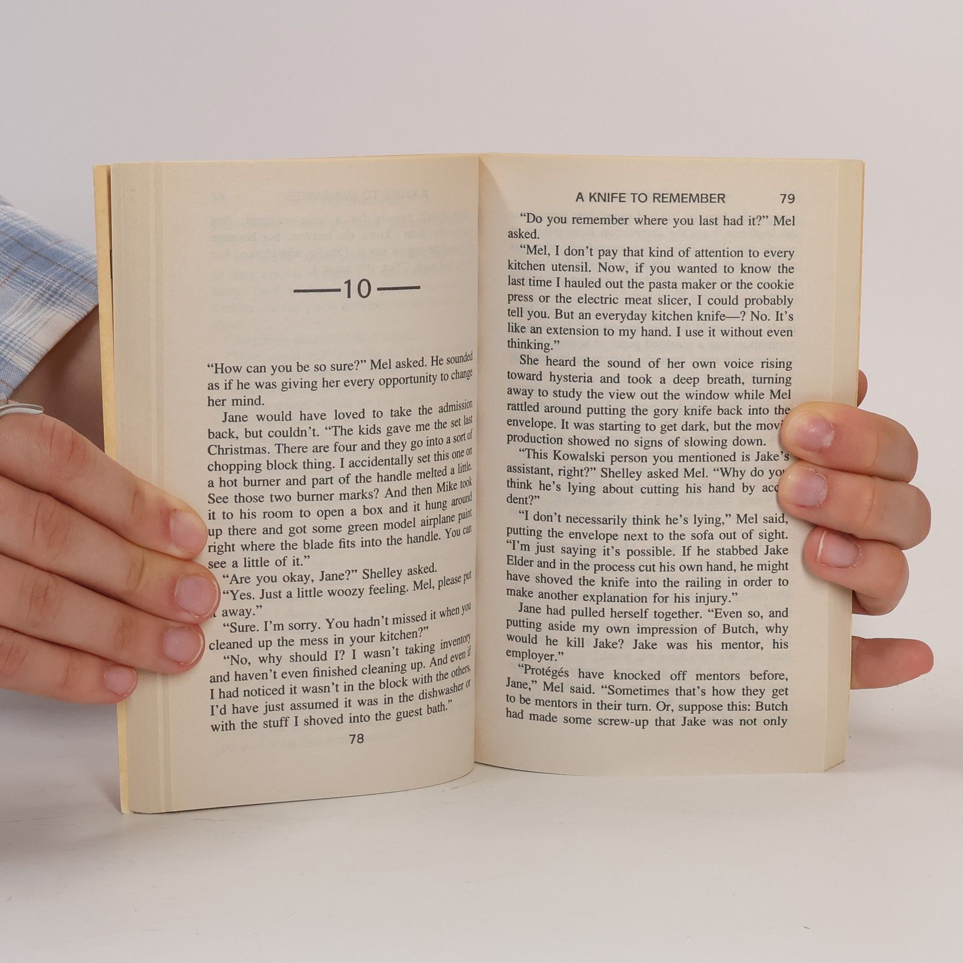 Jill Churchill Jane Jeffry Mystery Series - 5: A Knife to Remember