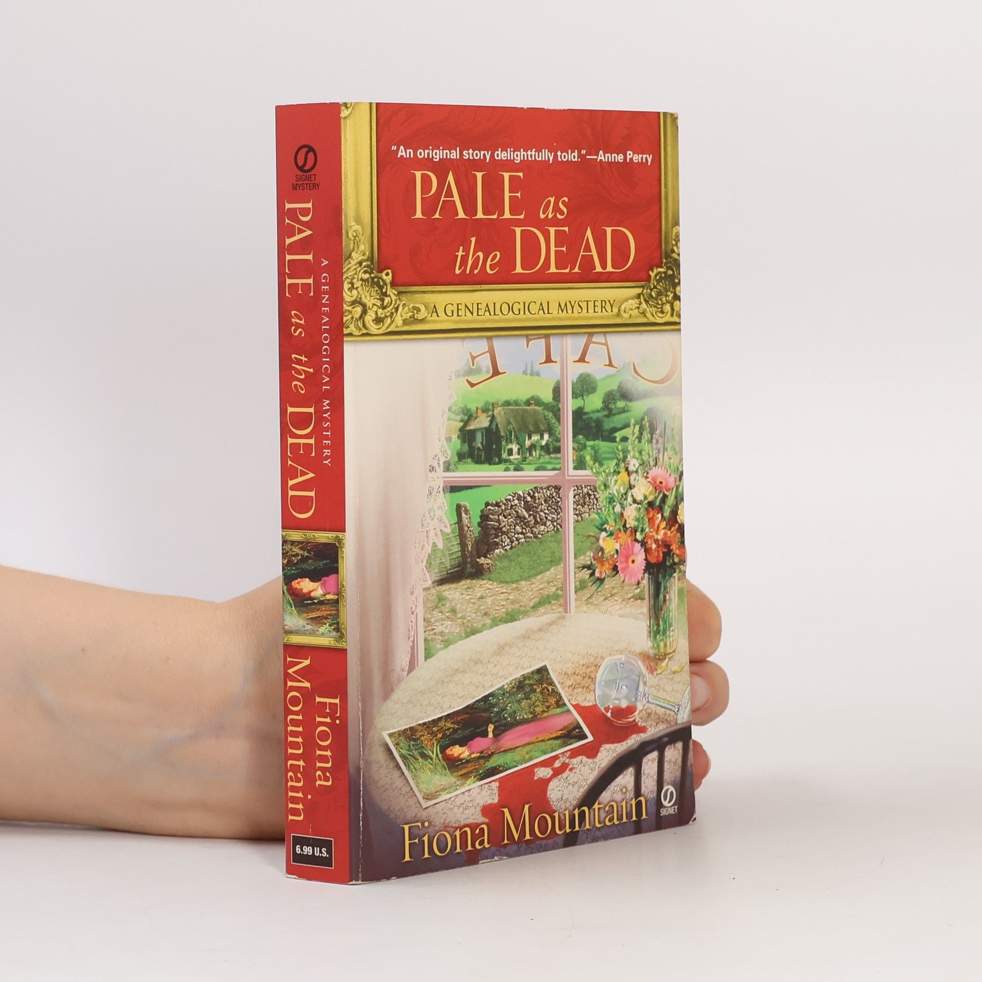 Fiona Mountain Signet Mystery: Pale as the Dead