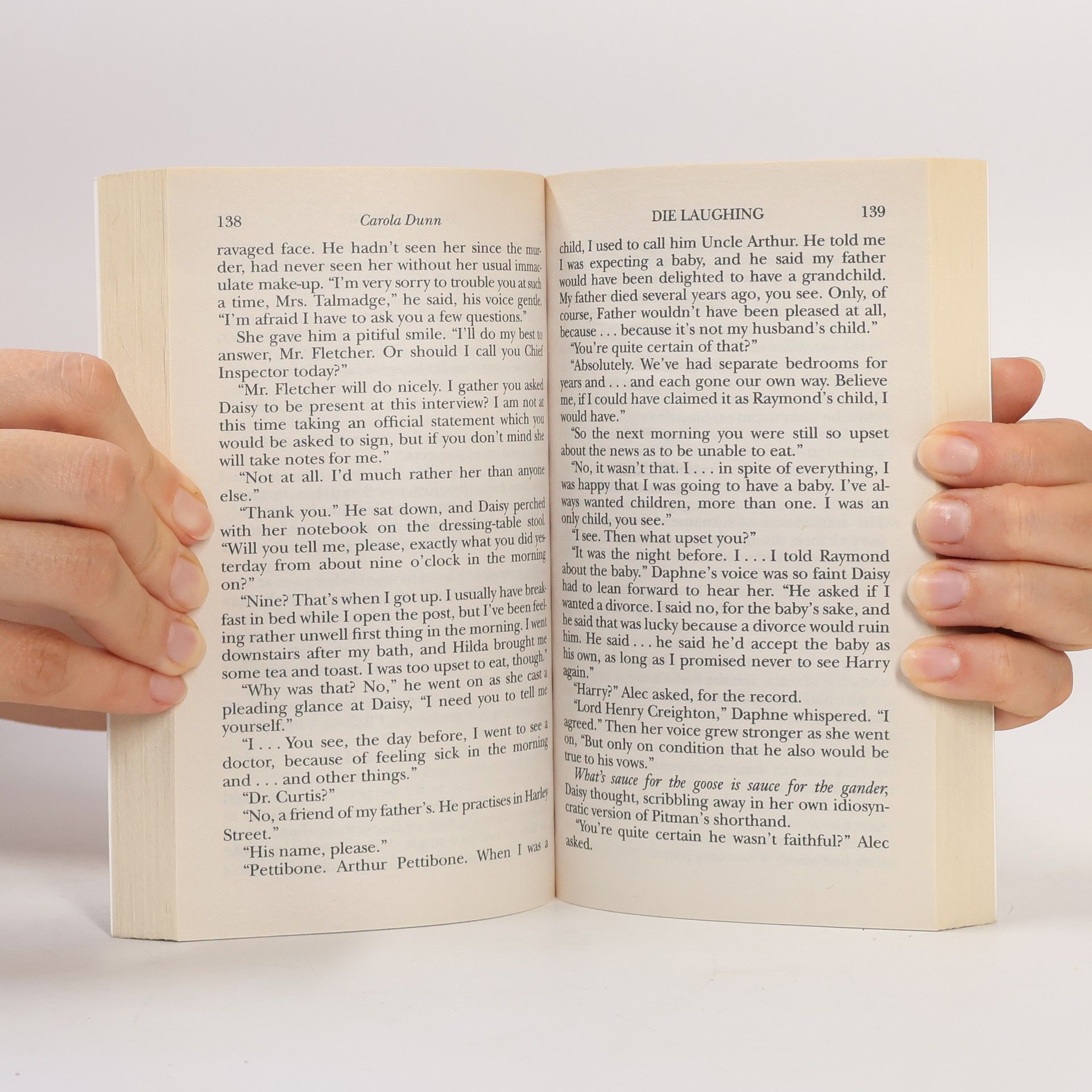 Carola Dunn A Daisy Dalrymple Mystery - 12: Die Laughing
