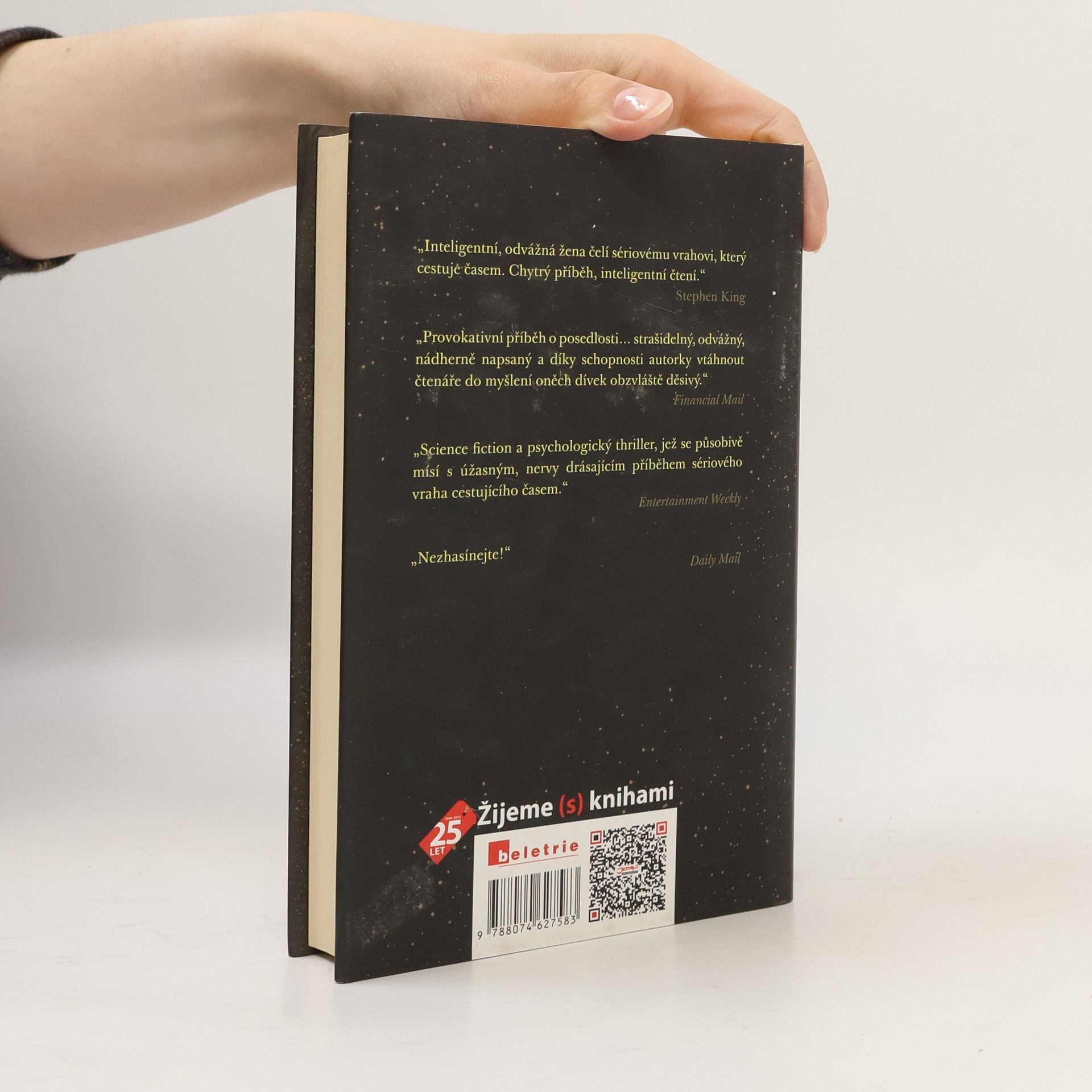 Lauren Beukes Dívka, která se třpytila