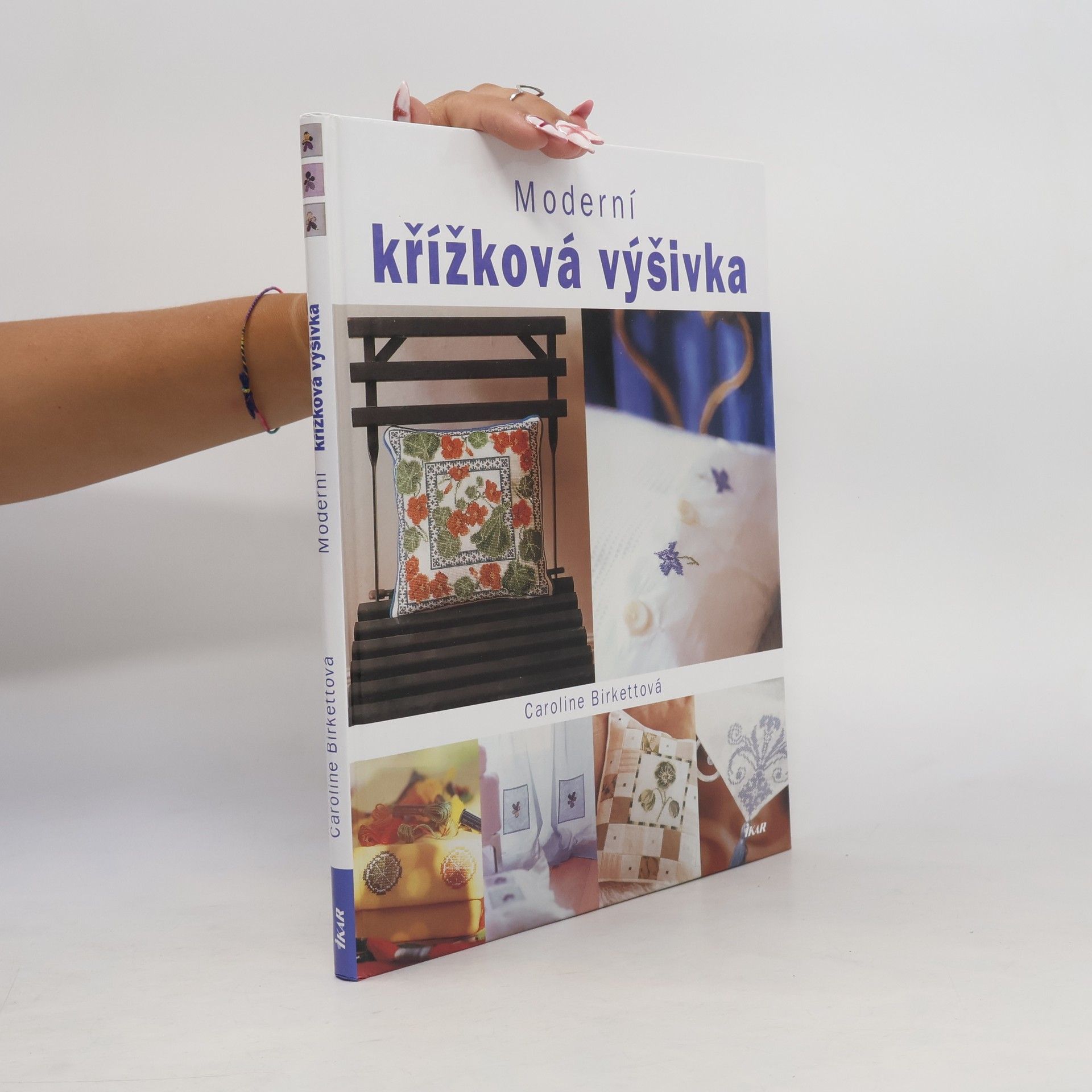 Caroline Birkett Moderní křížková výšivka