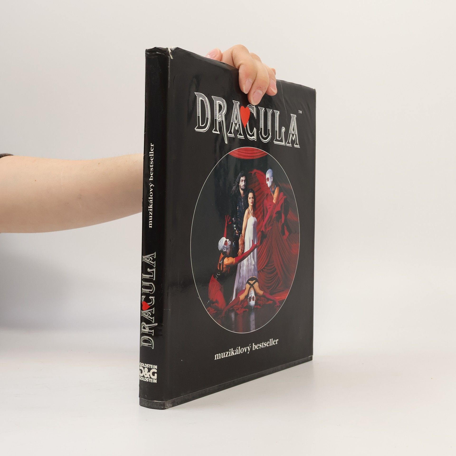Alena Mátlová Dracula. Muzikálový bestseller