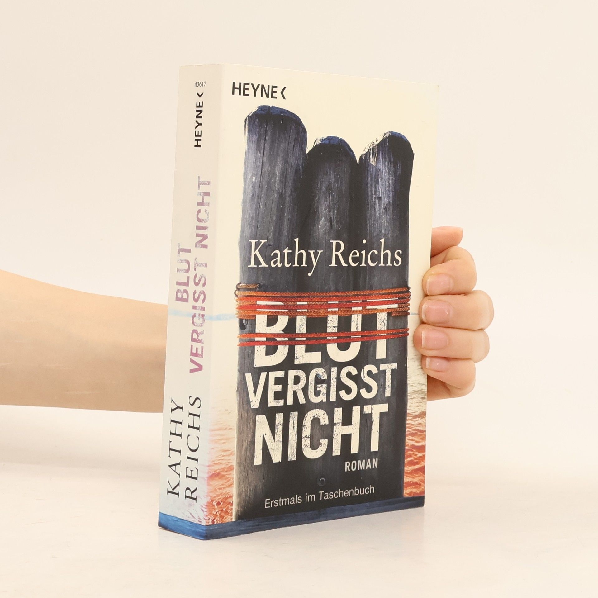 Kathy Reichs Blut vergisst nicht