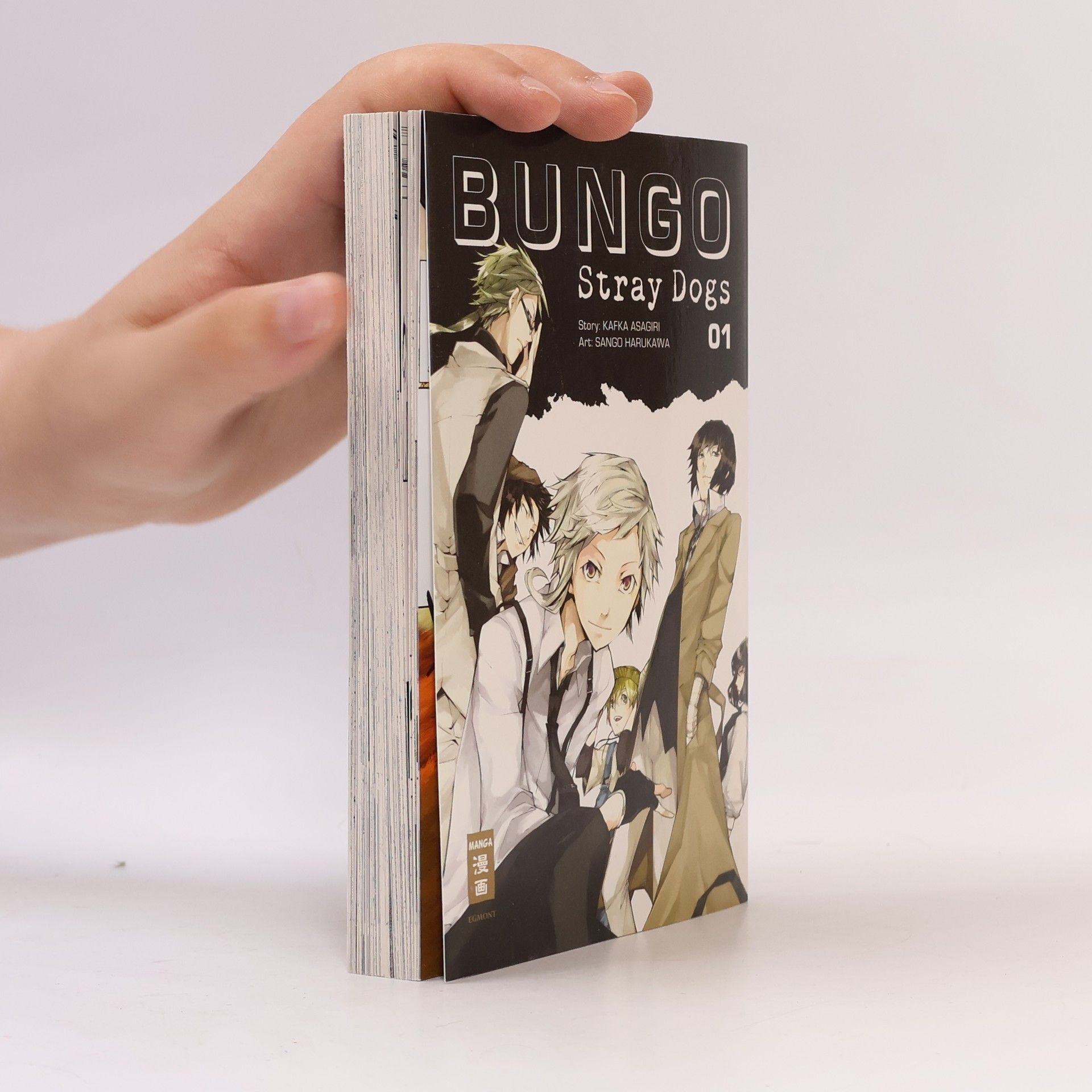 Kafka Asagiri Bungo Stray Dogs 01