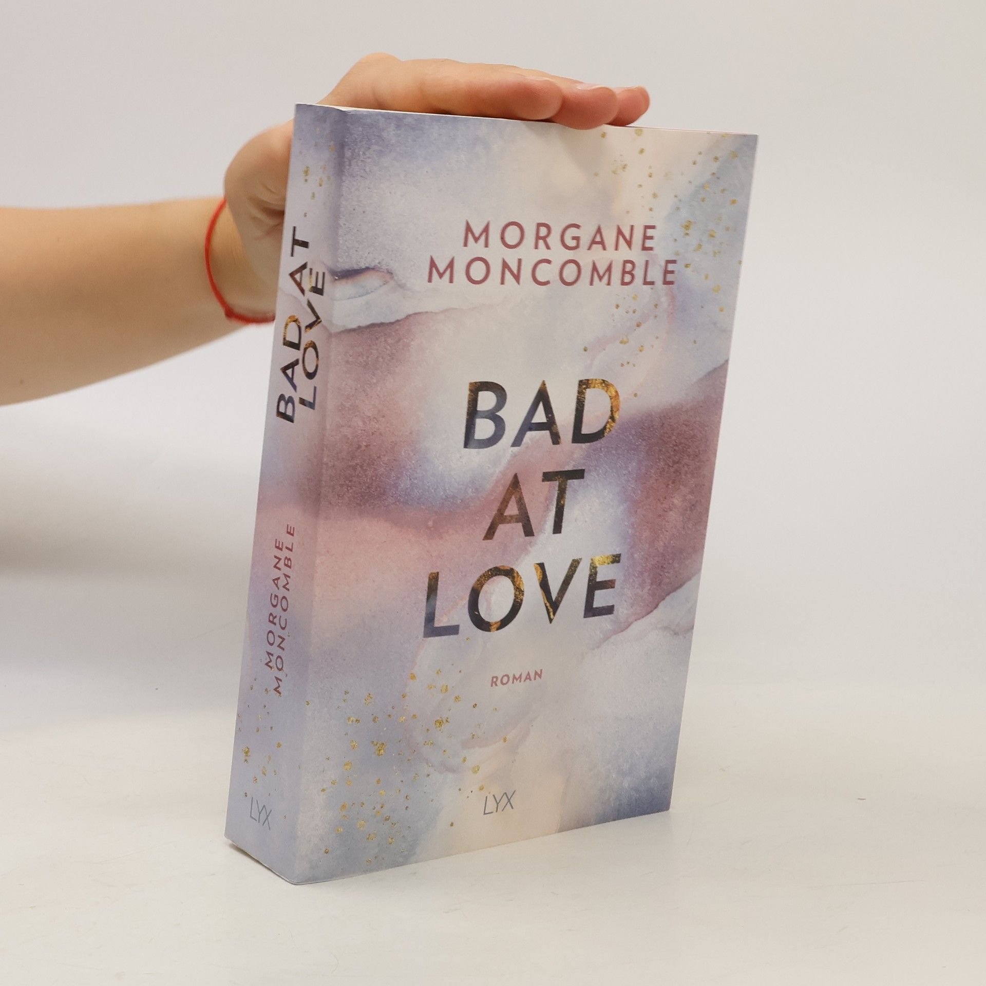 Morgane Moncomble Bad at love