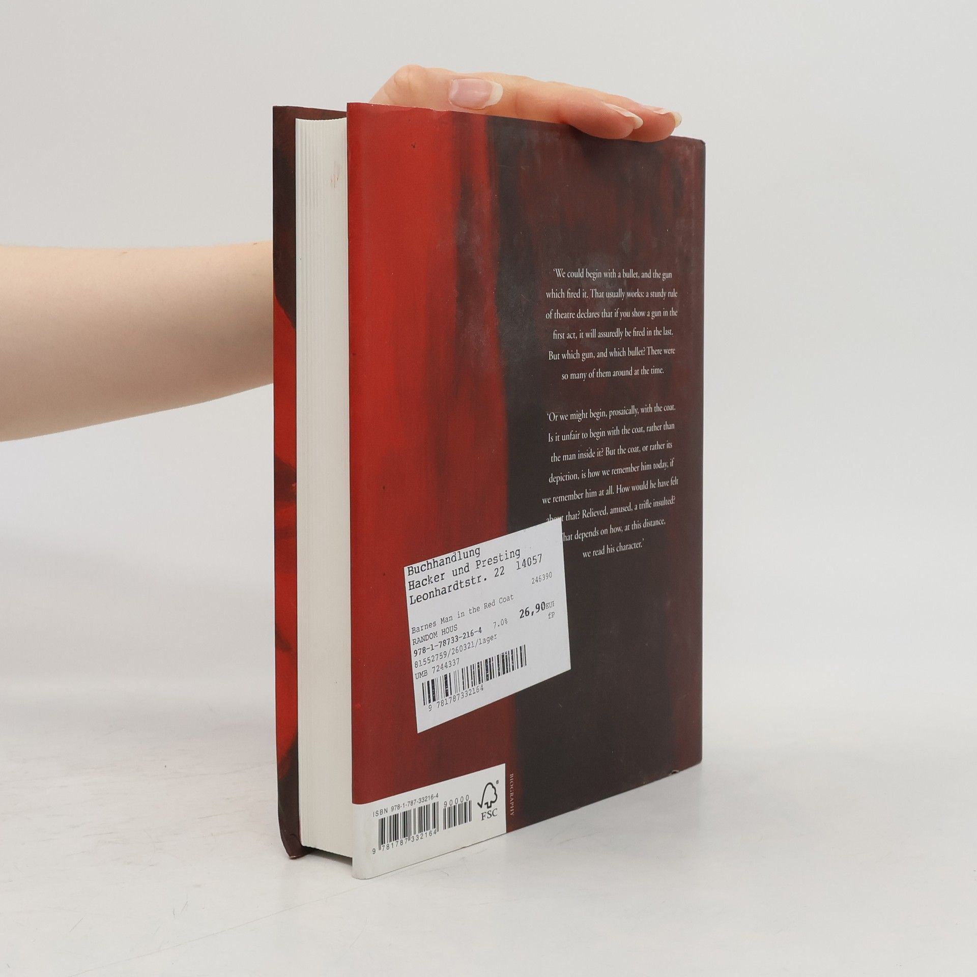 Julian Barnes The Man in the Red Coat