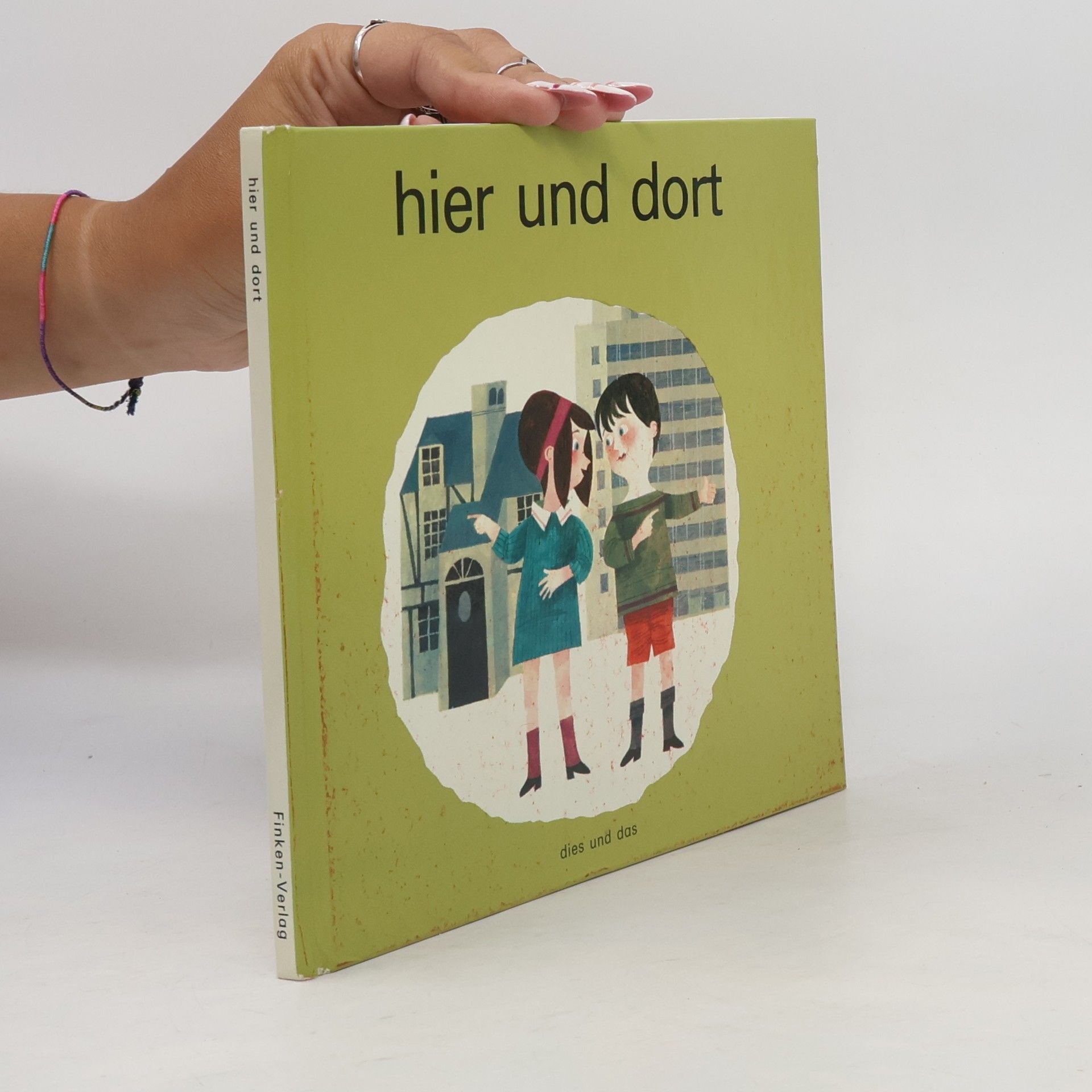 Autorenkollektiv Hier und Dort