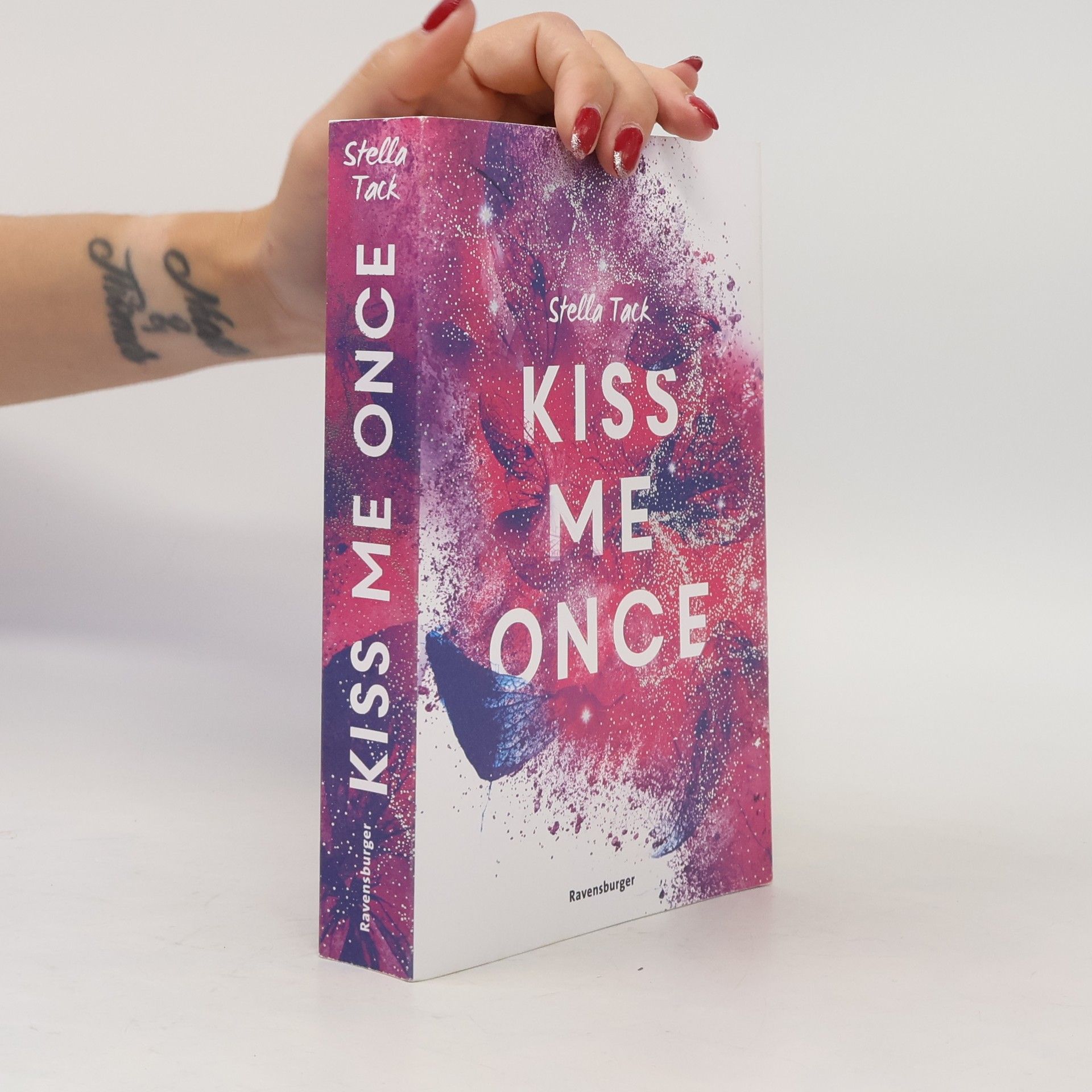 Stella Tack Kiss Me Once