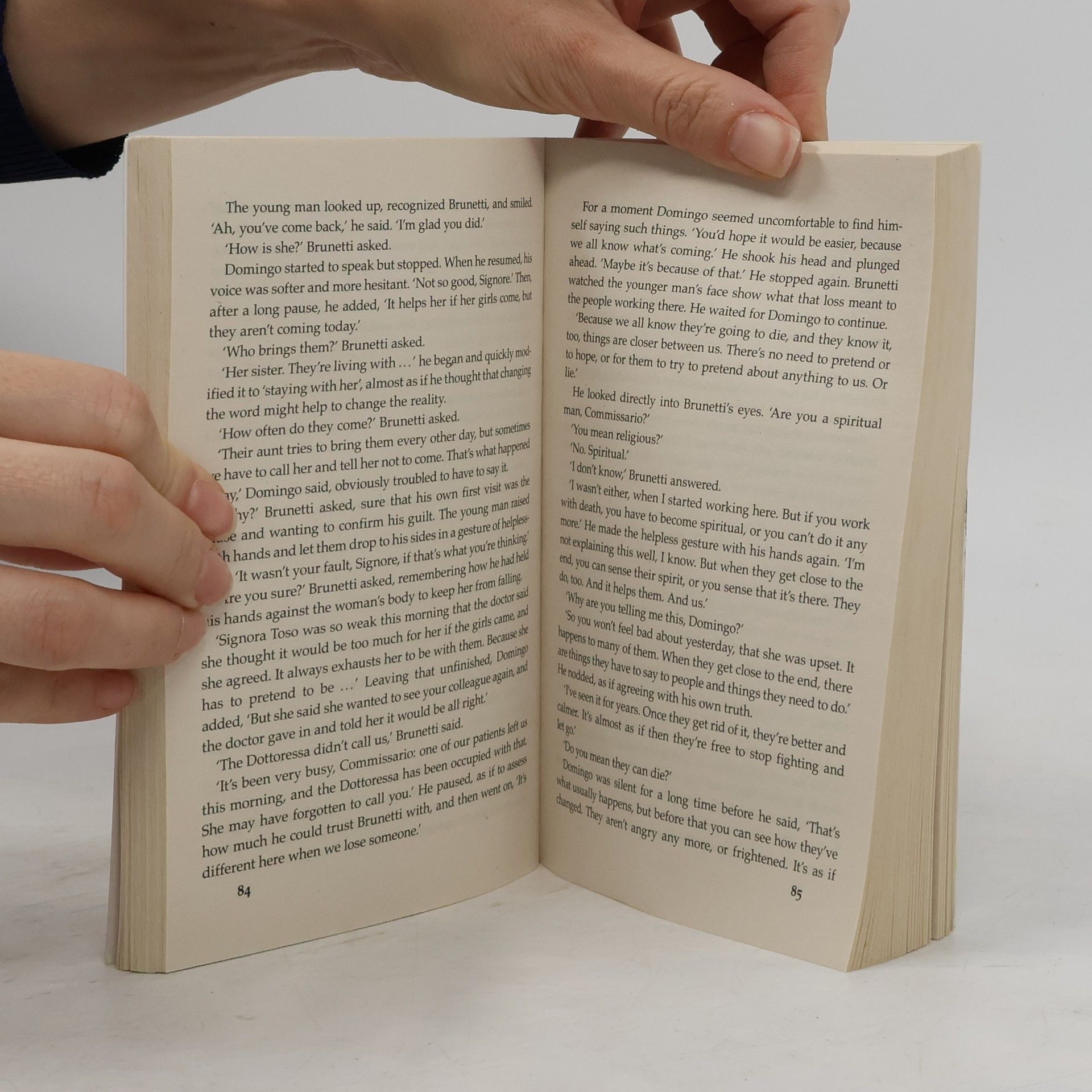 Donna Leon Trace Elements