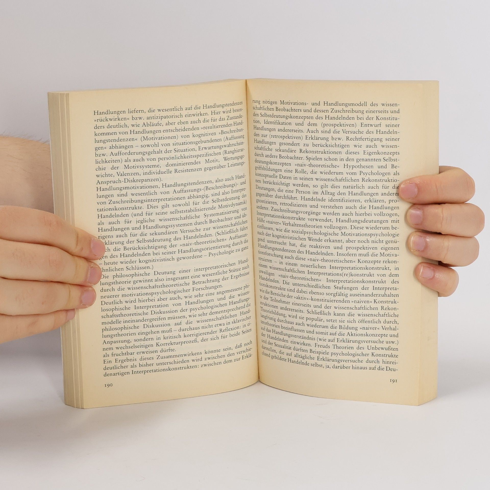 Hans Lenk Suhrkamp Taschenbuch Wissenschaft - 708: Zwischen Sozialpsychologie und Sozialphilosophie