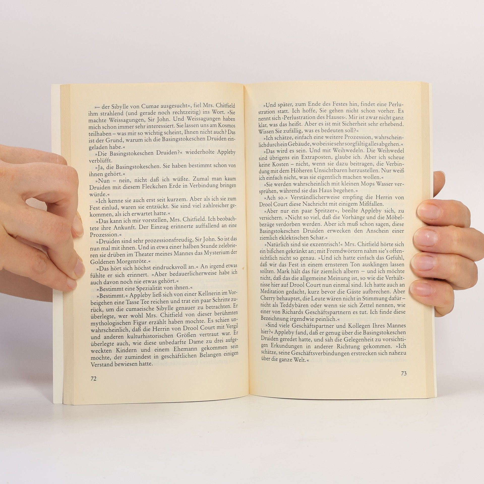 Michael Innes Scheichs und Schlangen