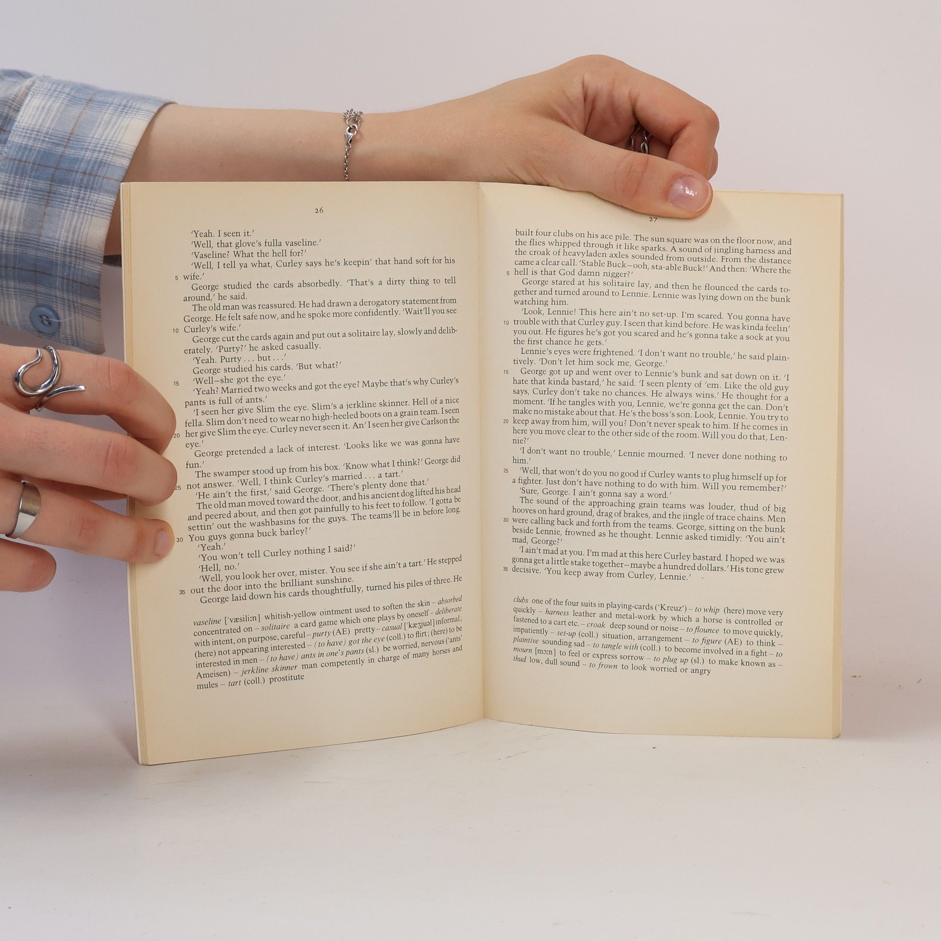 John Steinbeck Of Mice and Men. Text and Study Aids