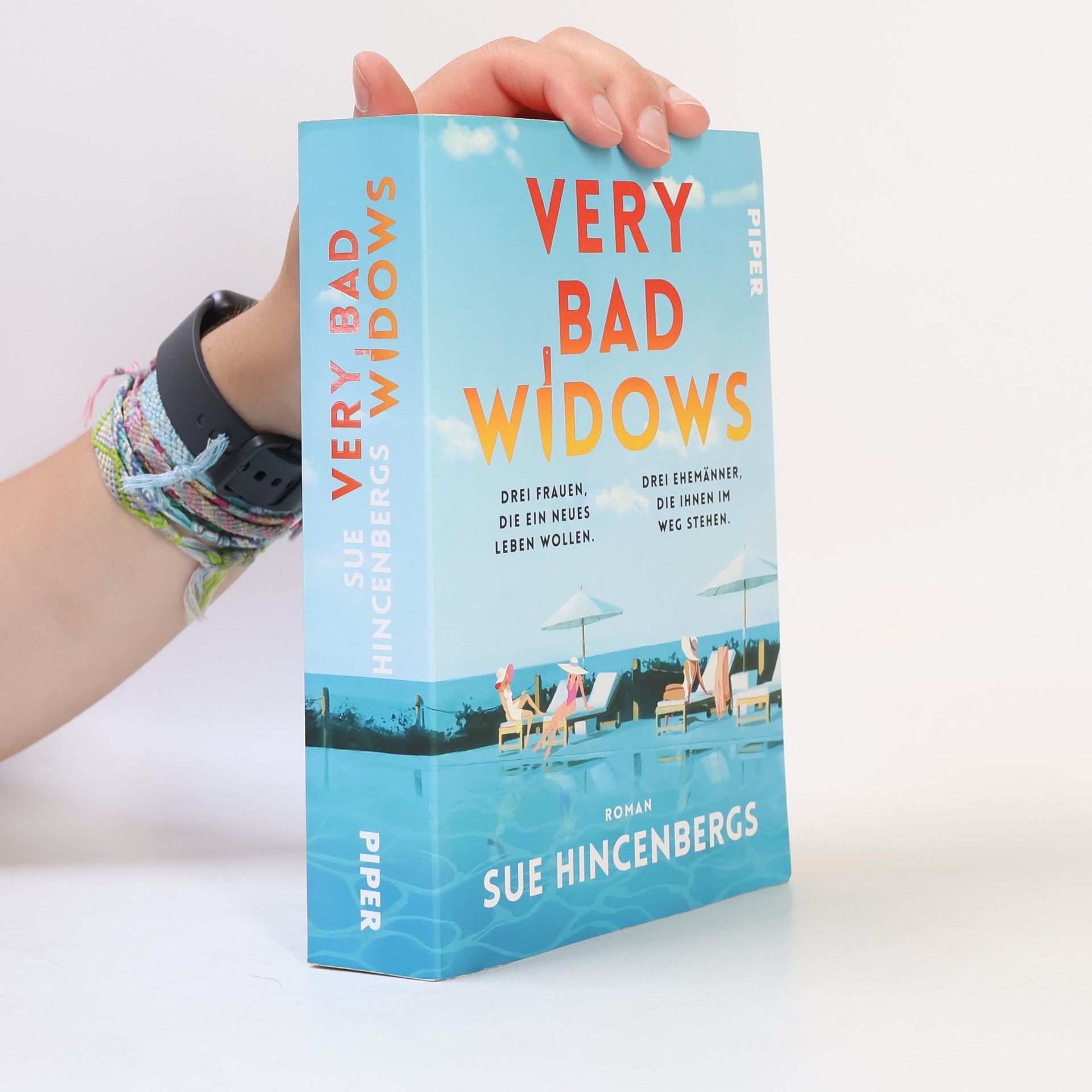 Sue Hincenbergs Very Bad Widows