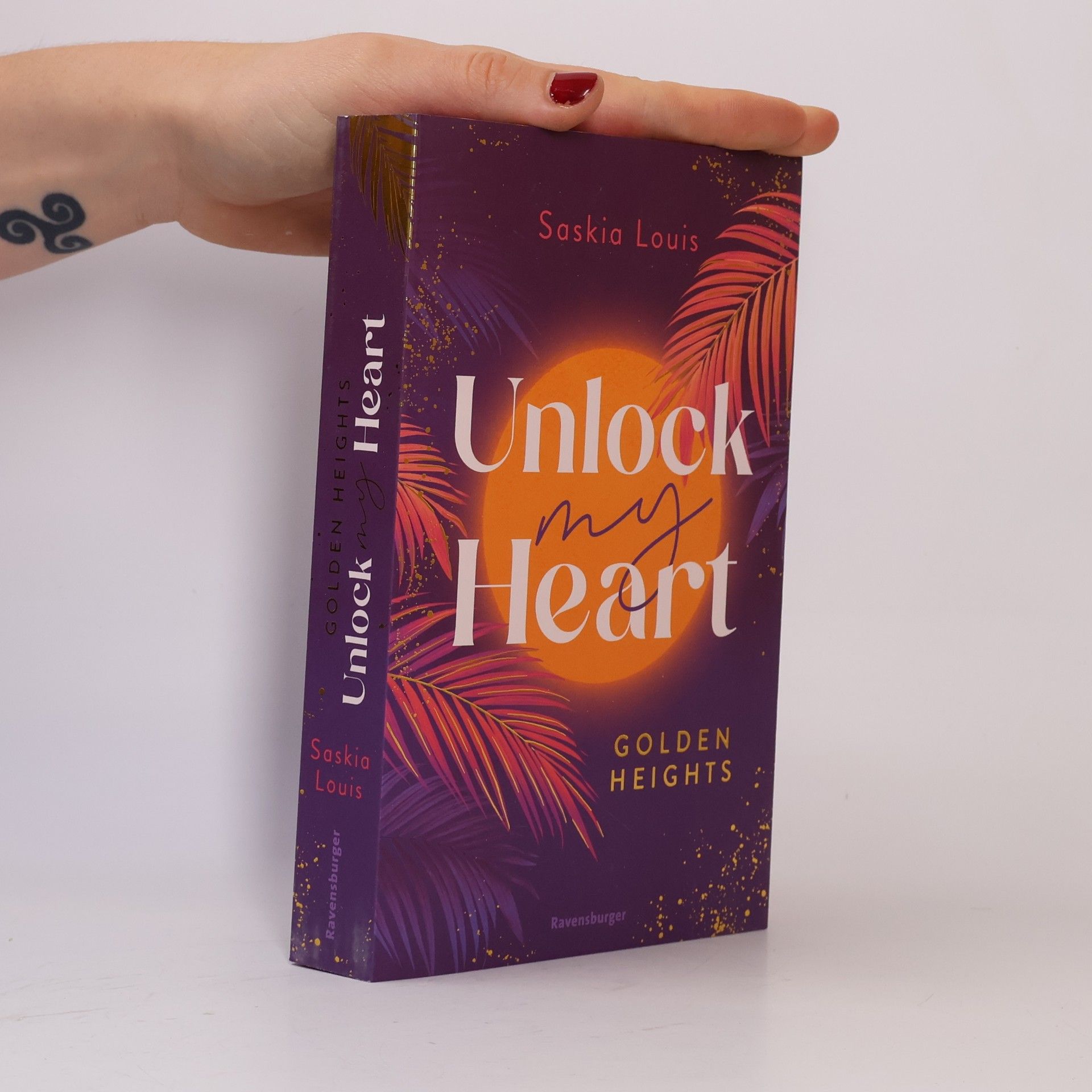 Unlock my heart. Golden Heights 1