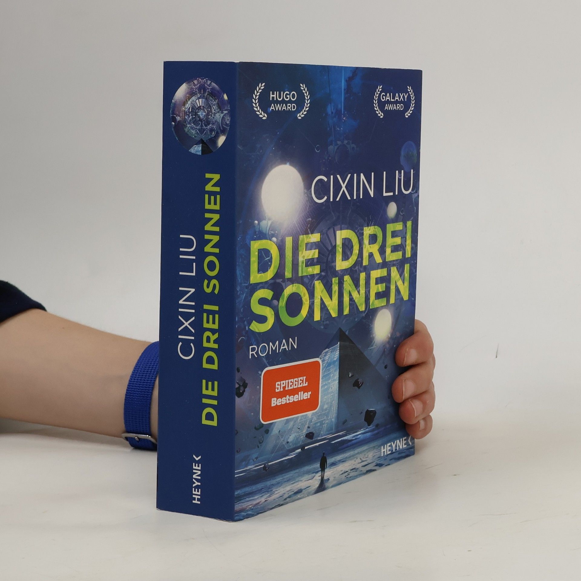 Liou Cch’-sin Die Drei Sonnen