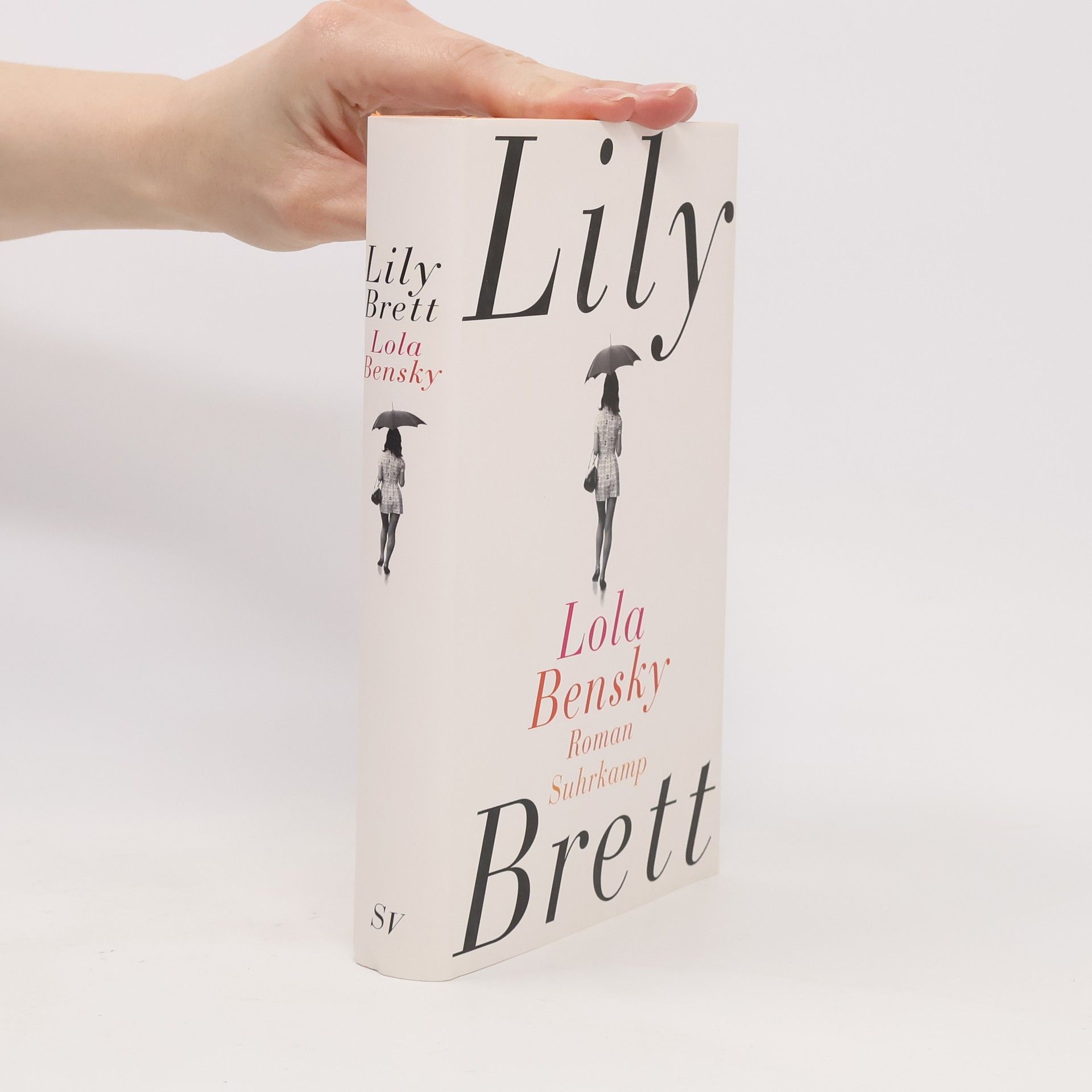 Lilly Brett Lola Bensky