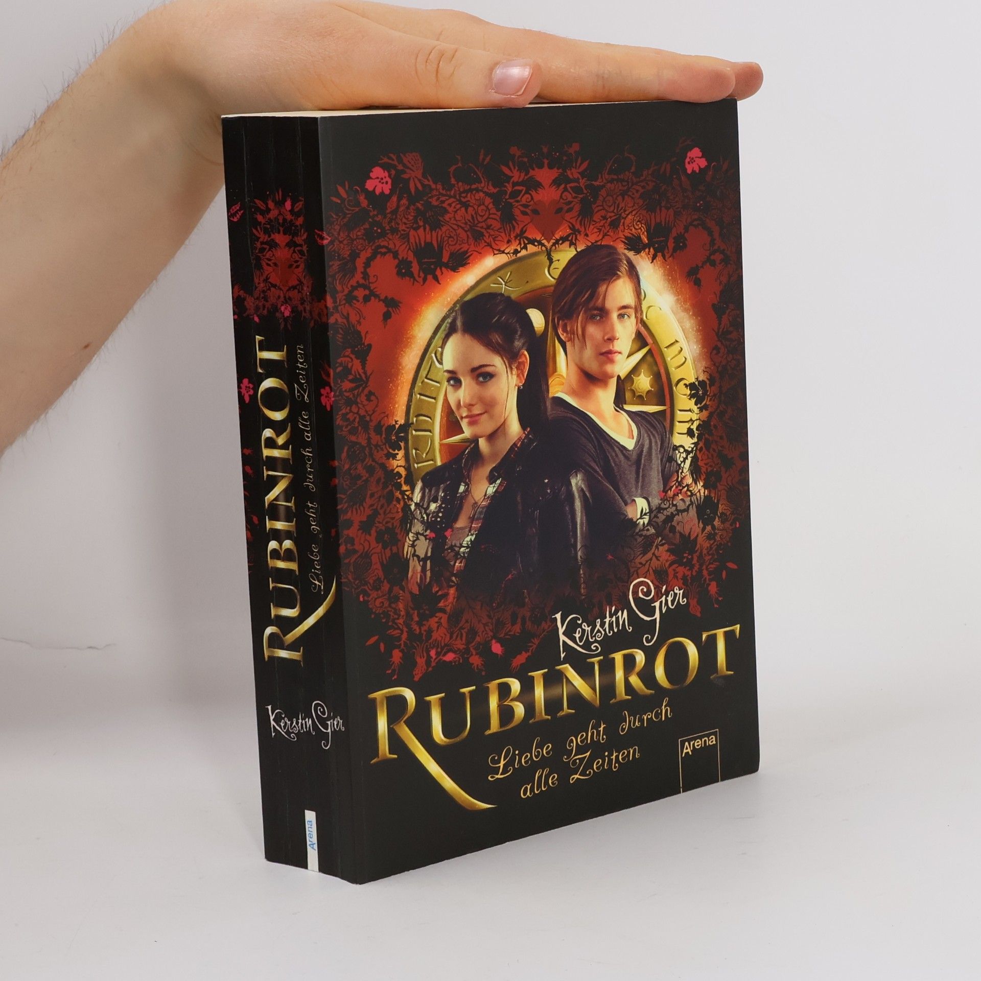 Kerstin Gier Rubinrot. Liebe geht durch alle Zeiten