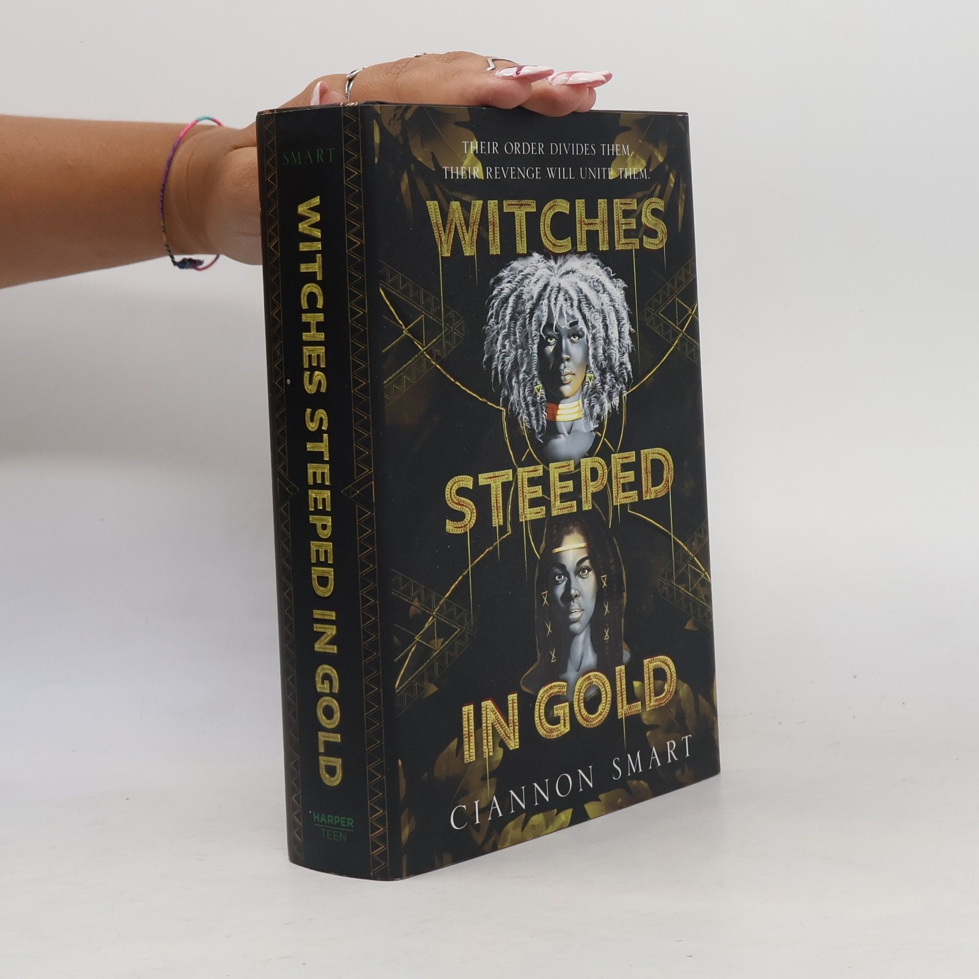Ciannon Smart Witches Steeped in Gold