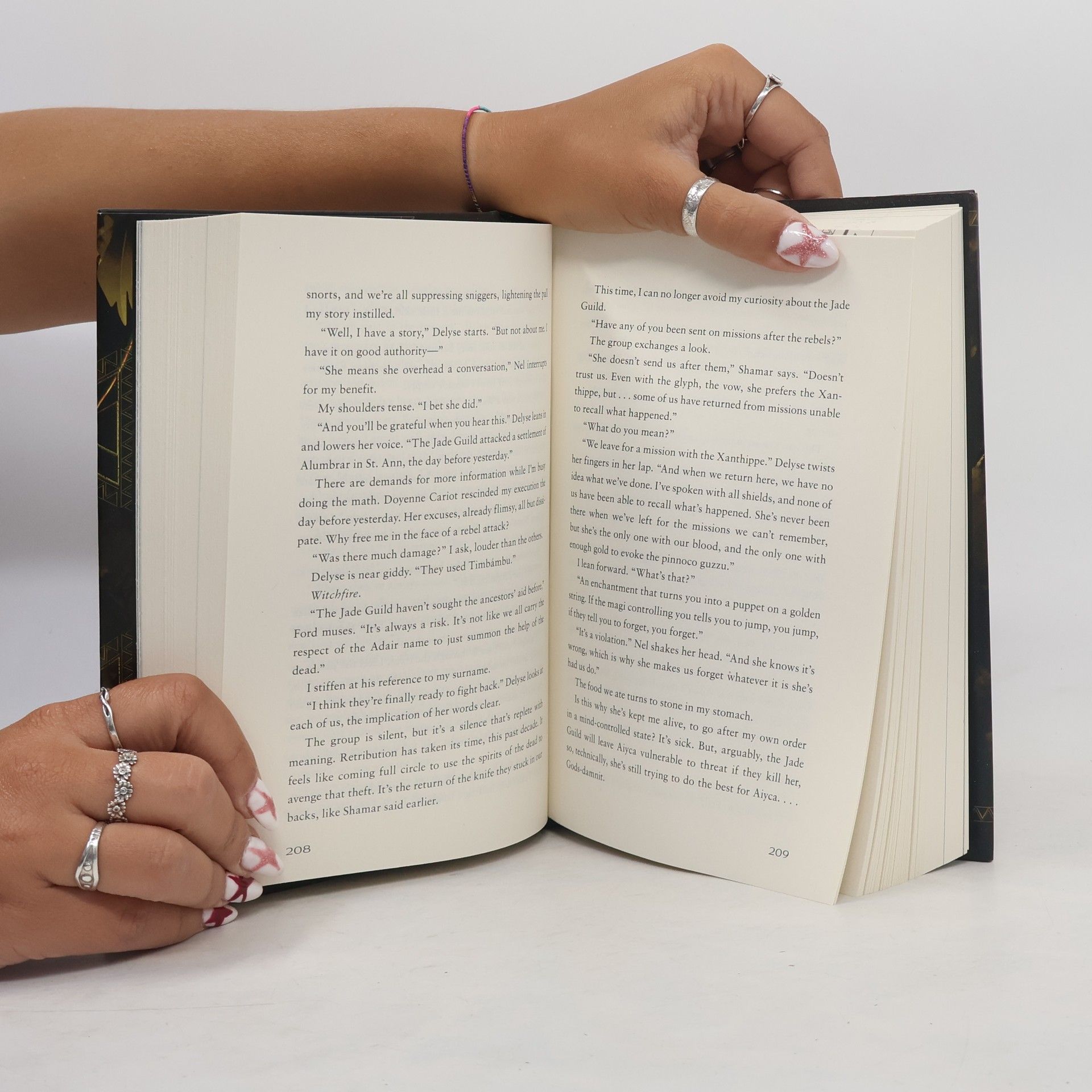 Ciannon Smart Witches Steeped in Gold
