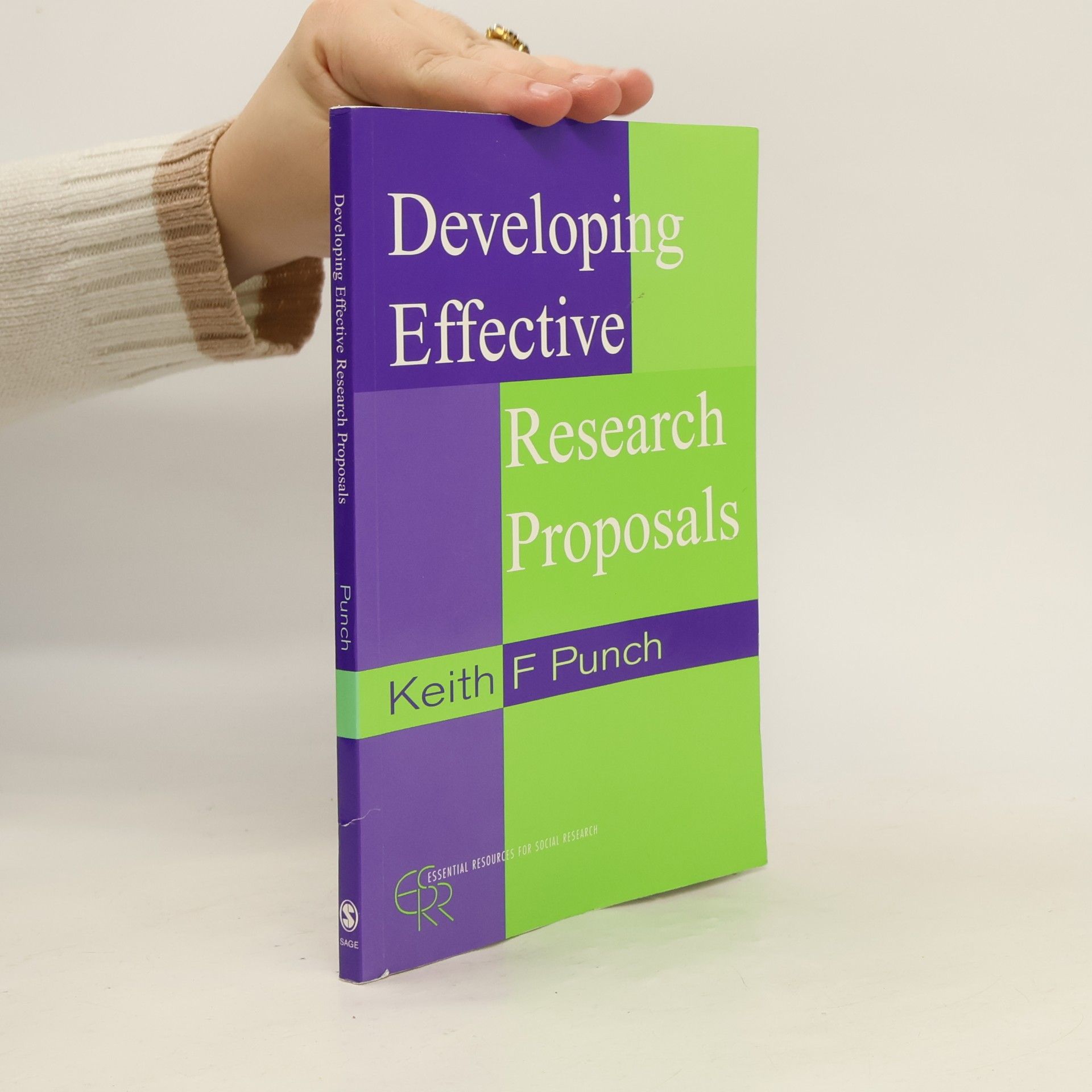 Essential Resources for Social Research: Developing Effective Research Proposals