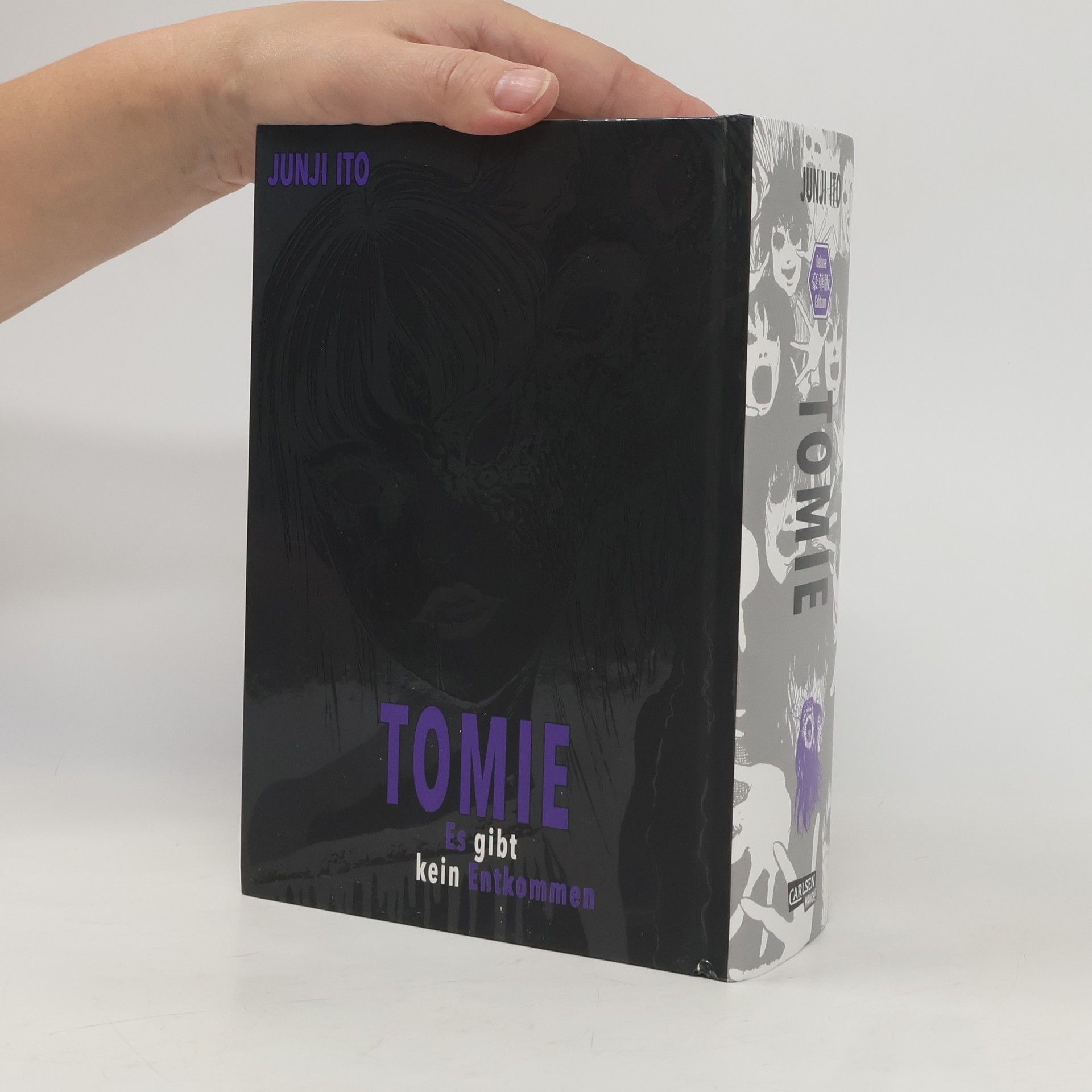 Džundži Itó Tomie Deluxe