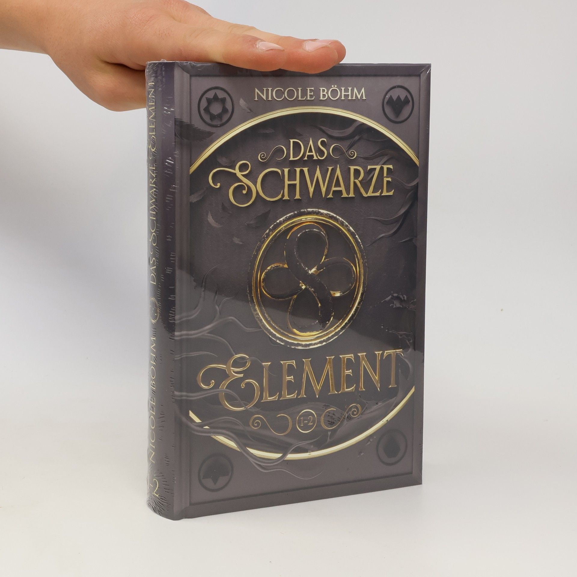 Nicole Böhm Das schwarze Element 1-2