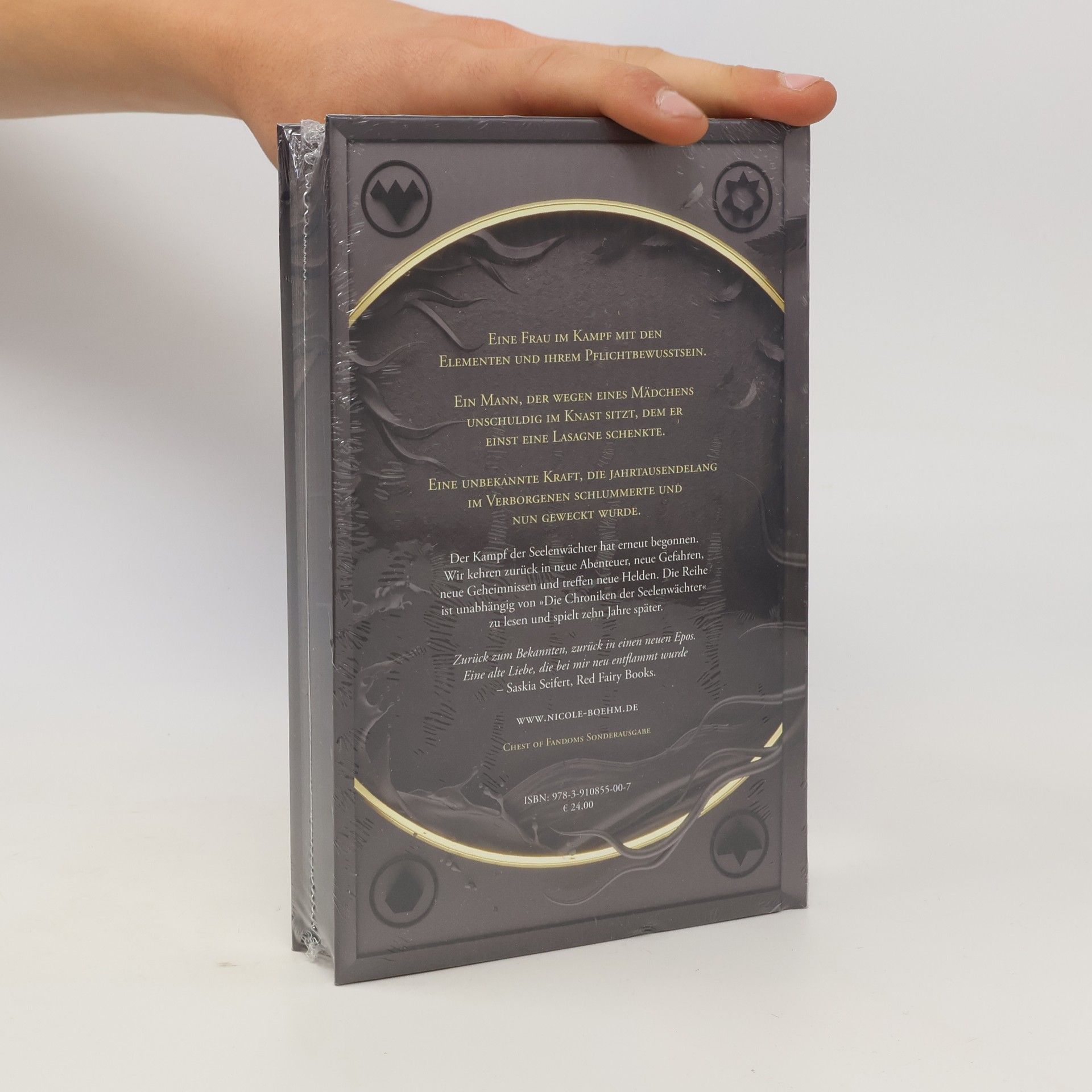 Nicole Böhm Das schwarze Element 1-2