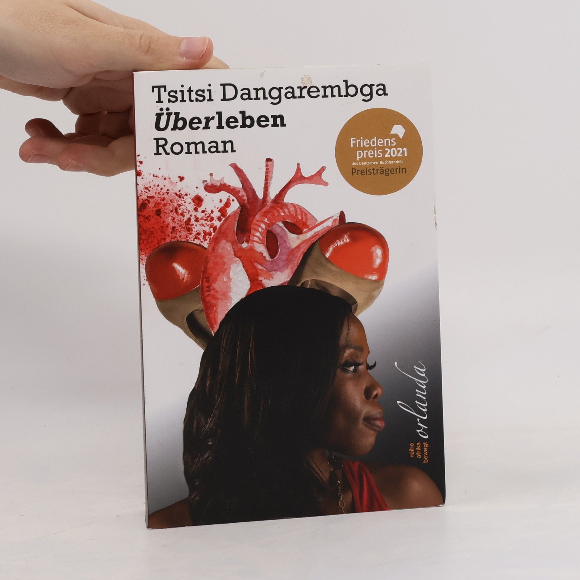 Tsitsi Dangarembga Überleben