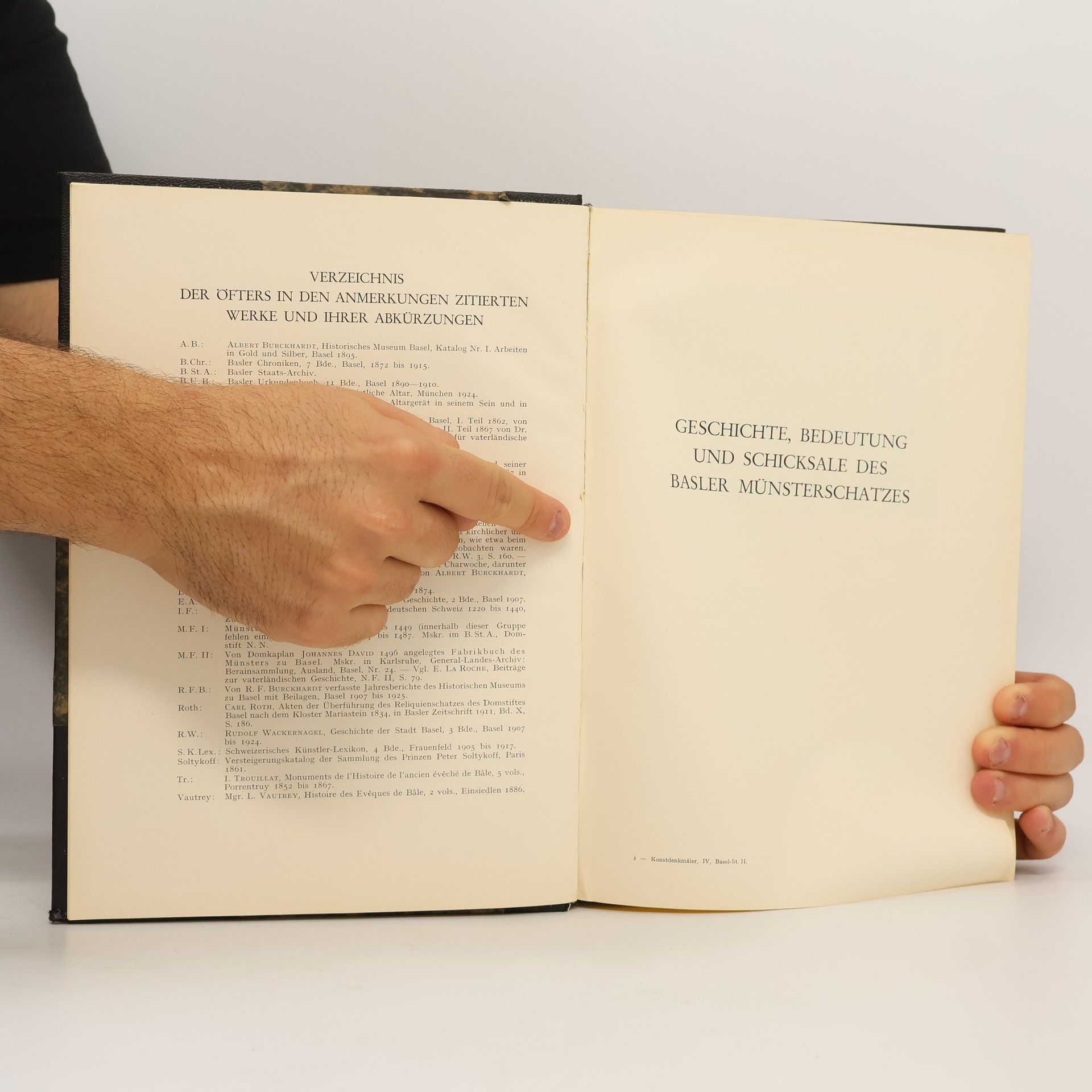 Autores varios Geschichte, Bedeutung und Schicksale des Basler Münsterschatzes