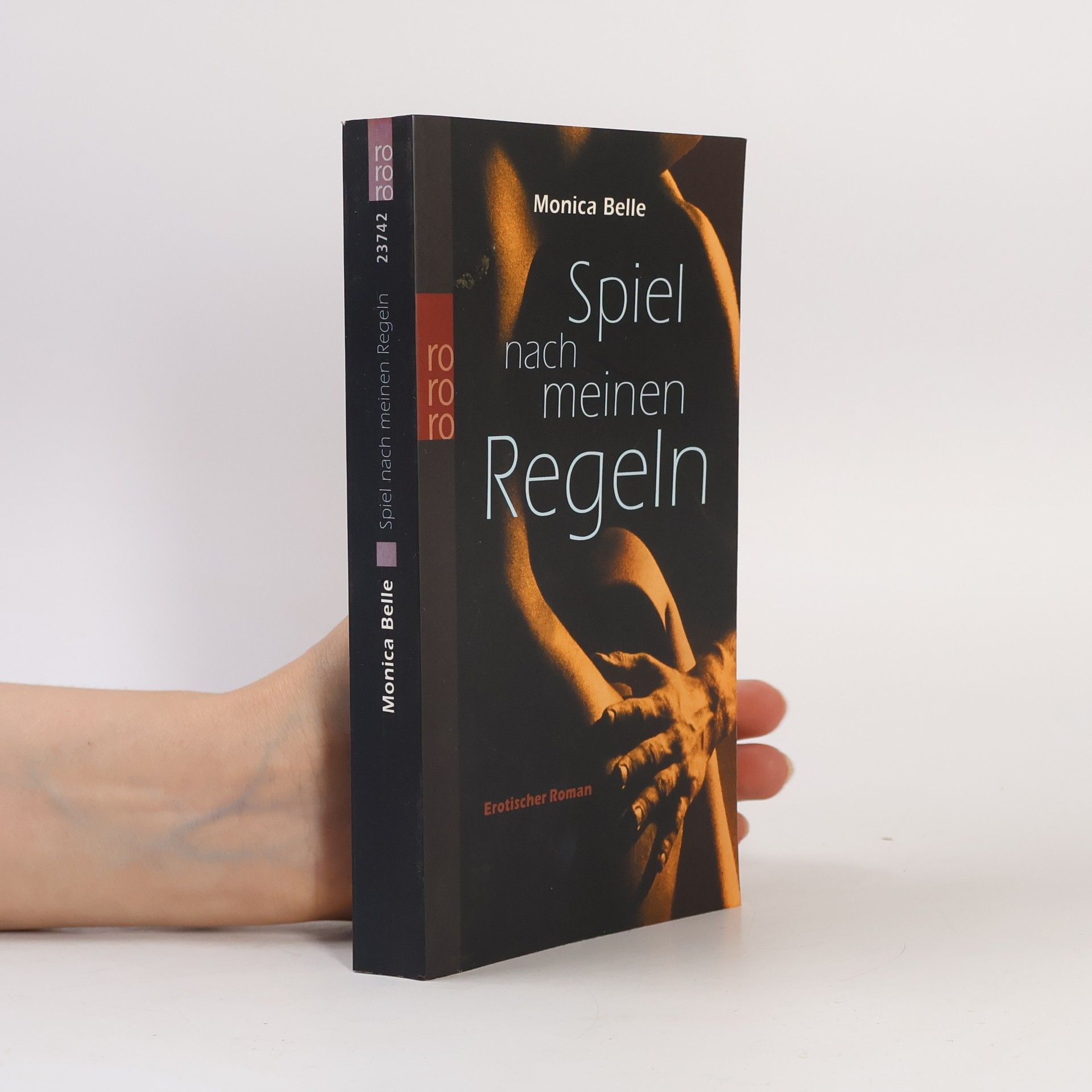 Monica Belle Spiel nach meinen Regeln