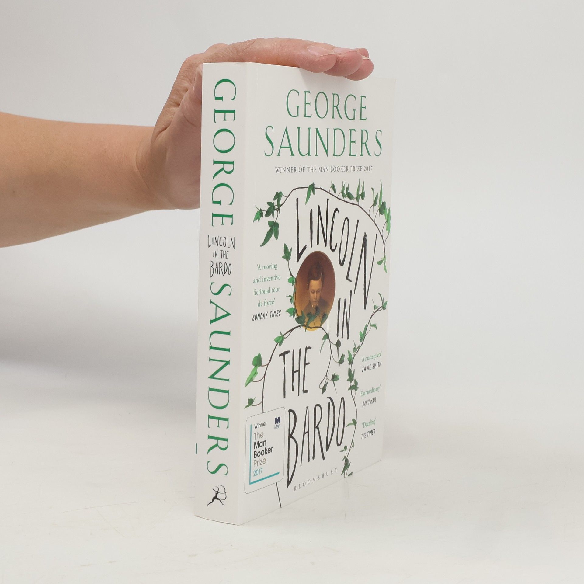 George Saunders Lincoln in the bardo