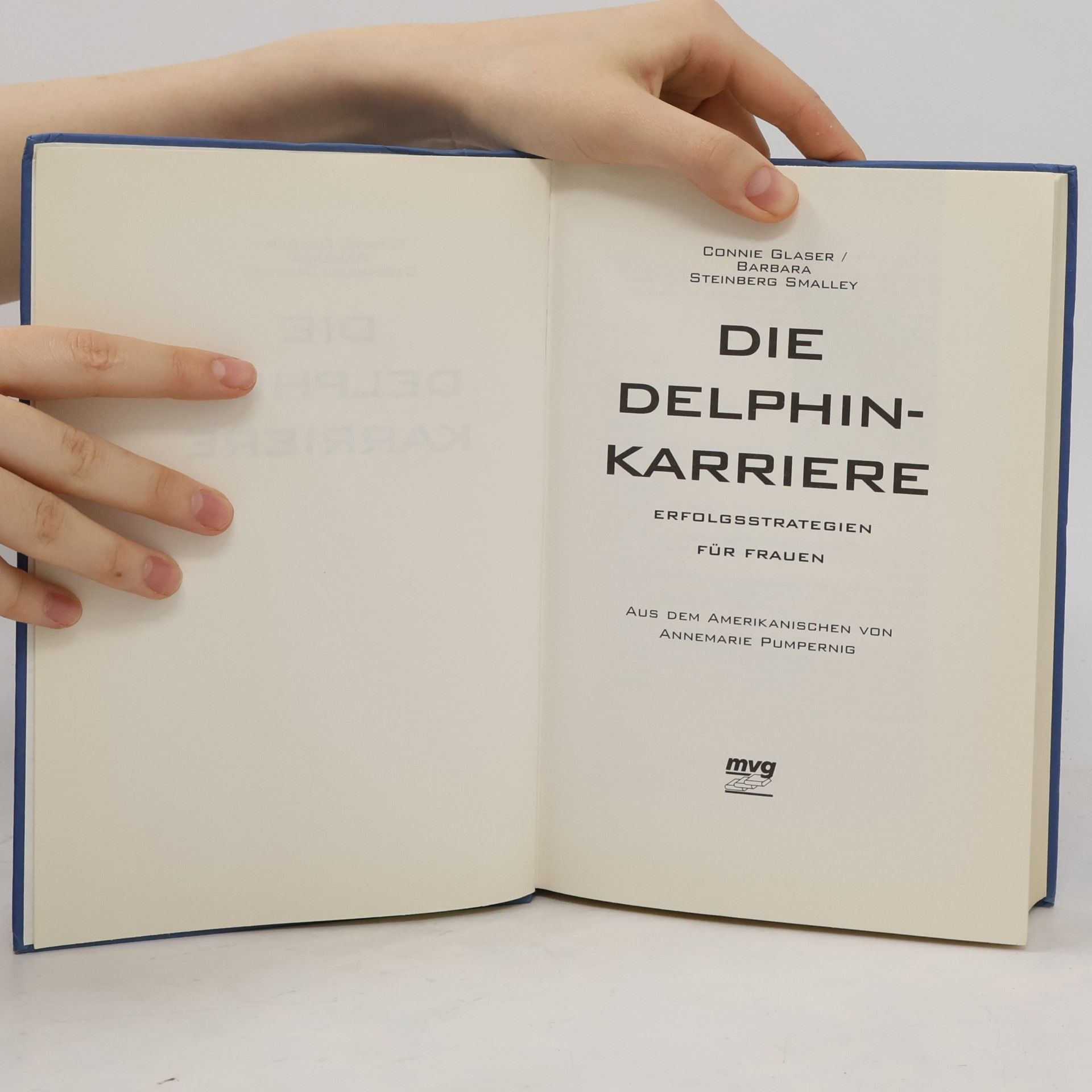 Connie B. Glaser Die Delphin-Karriere