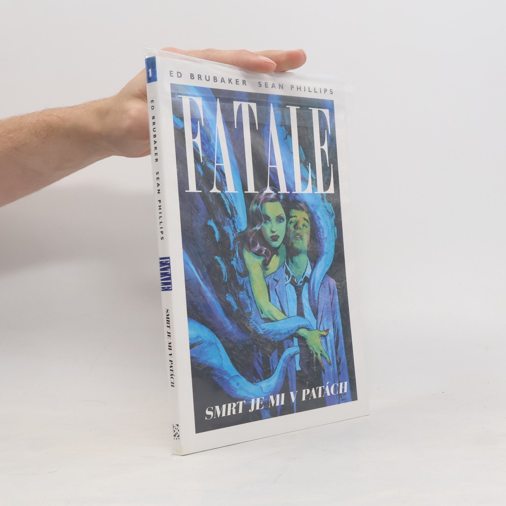 Ed Brubaker Fatale. Kniha první, Smrt je mi v patách