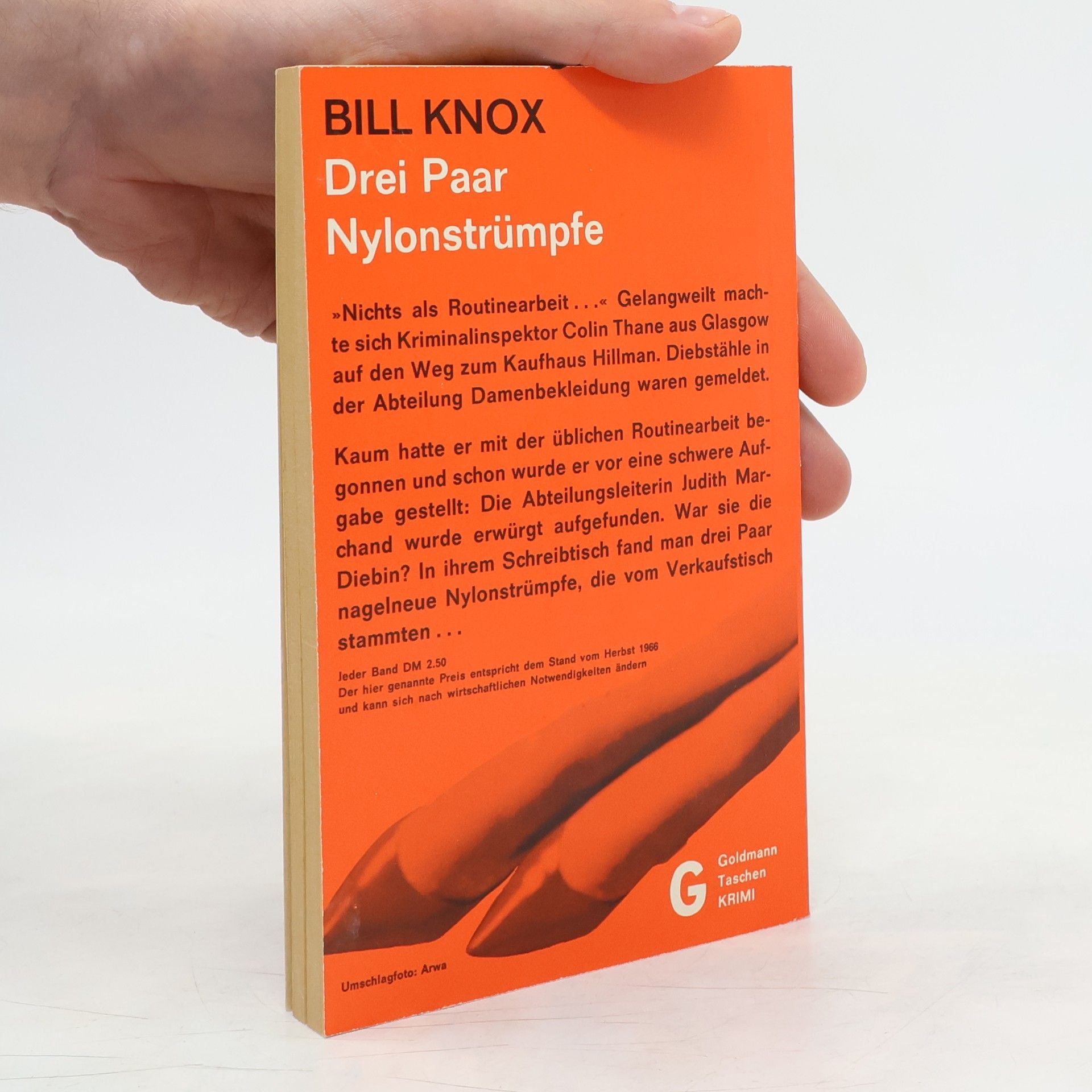 Bill Knox Drei Paar Nylonstrümpfe
