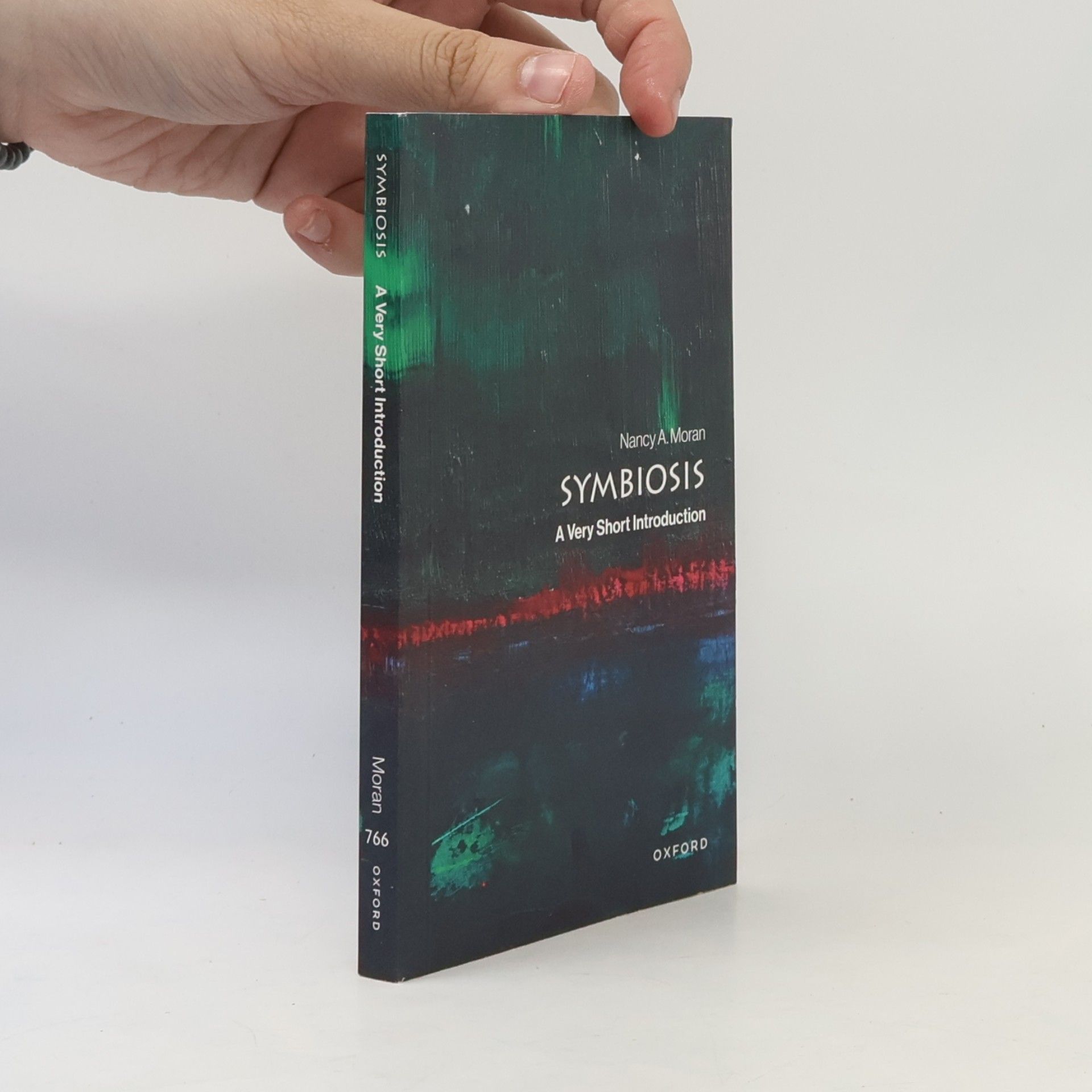 Nancy A. Moran Very Short Introductions - 766: Symbiosis