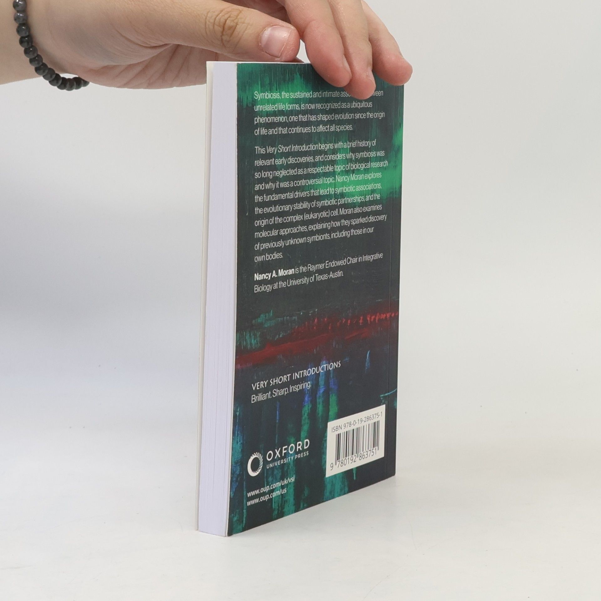Nancy A. Moran Very Short Introductions - 766: Symbiosis