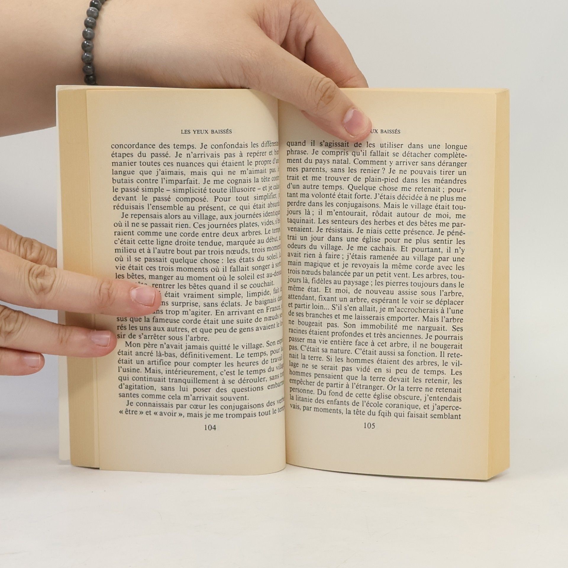 Tahar Ben Jelloun Les yeux baissés