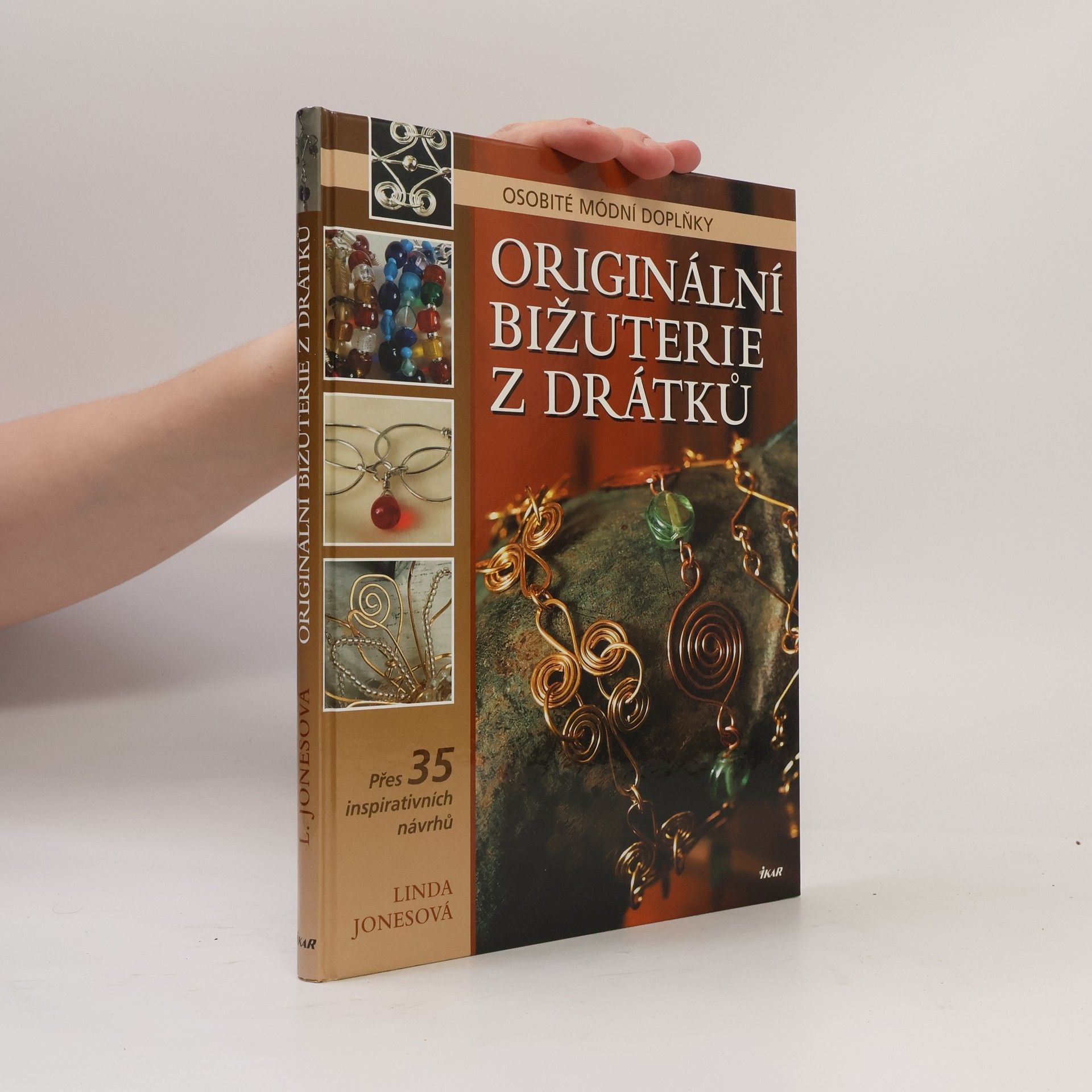 Linda Jones Originální bižuterie z drátků. Osobité módní doplňky