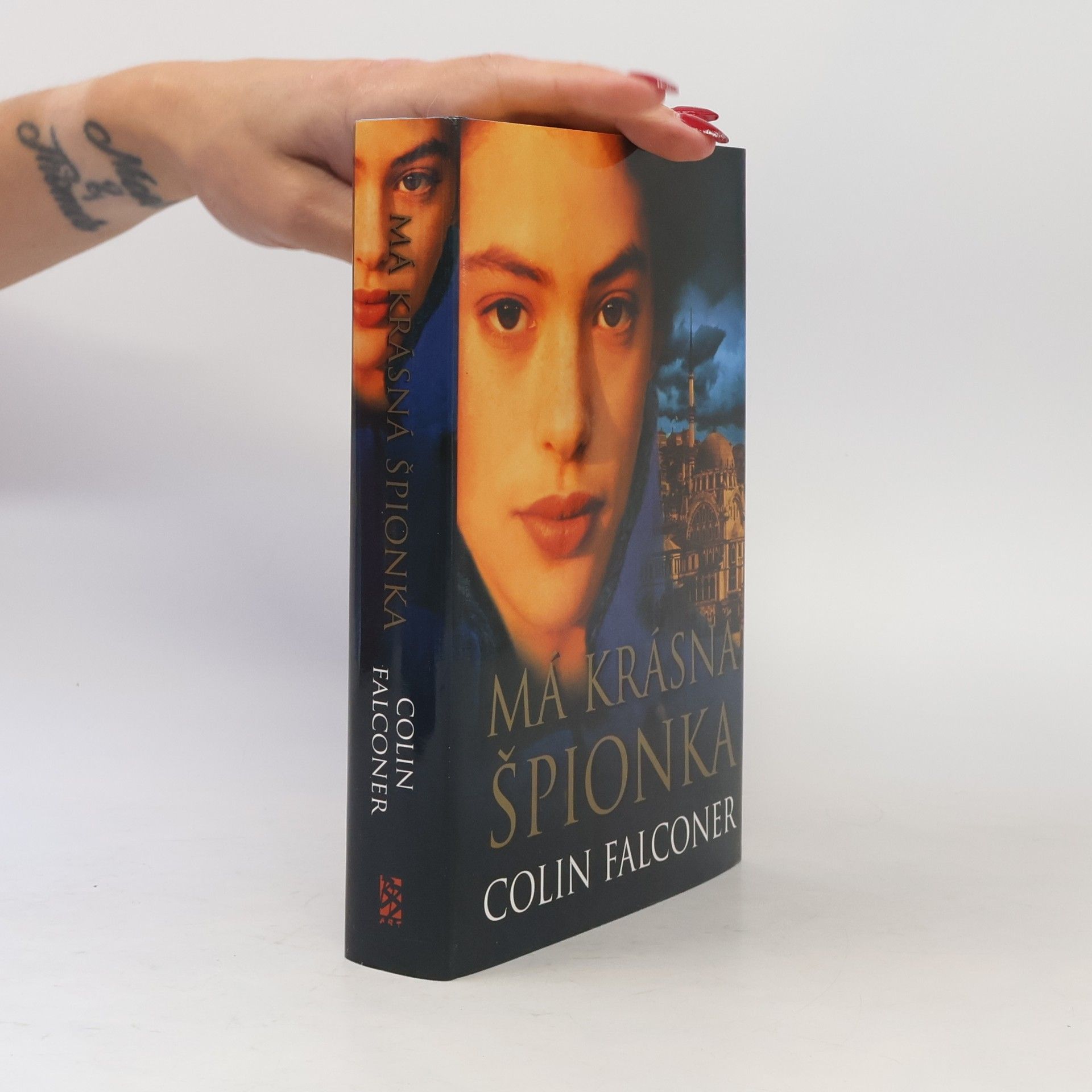 Colin Falconer Má krásná špionka