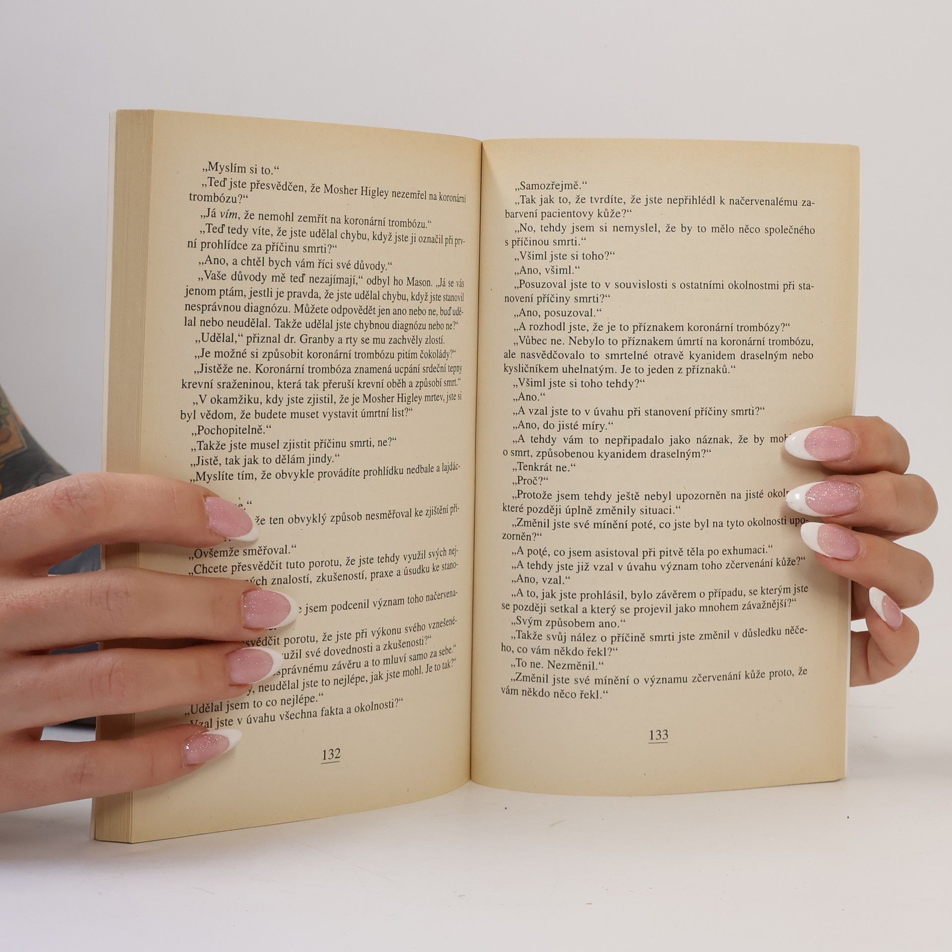 Erle Stanley Gardner Případ ostýchavé obžalované