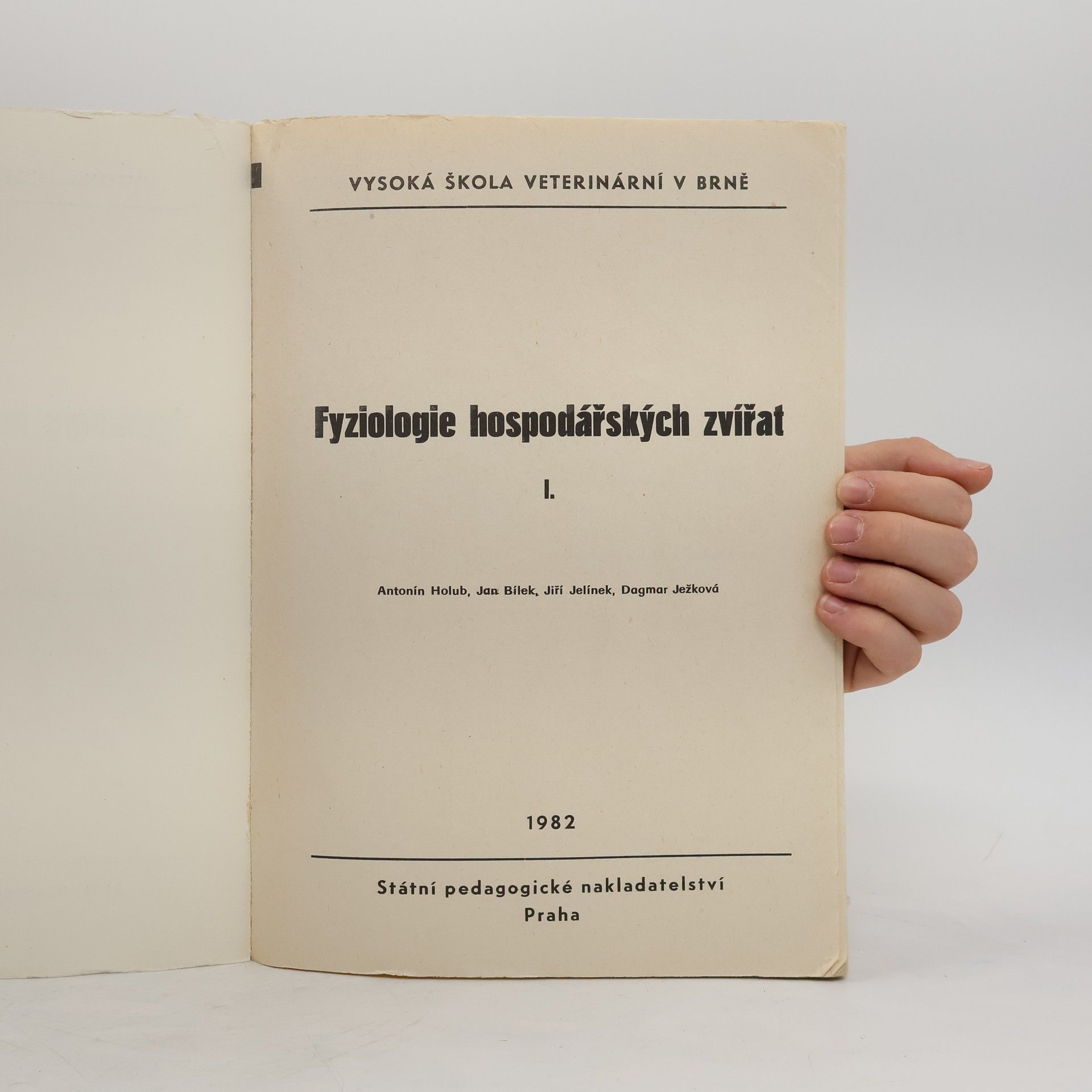 Antonín Holub Fyziologie hospodářských zvířat I.