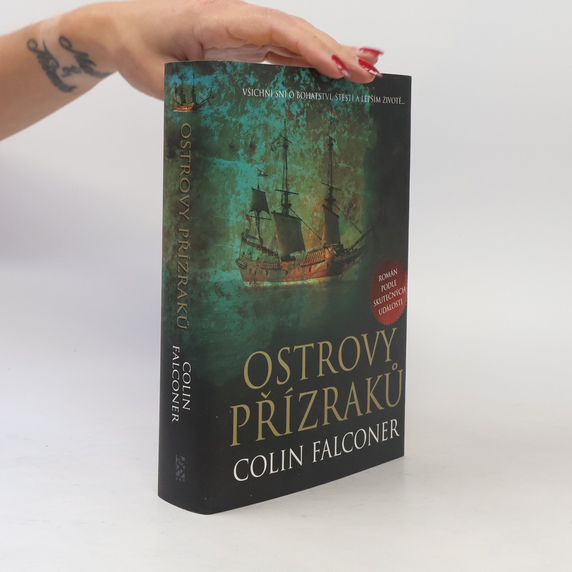 Colin Falconer Ostrovy přízraků