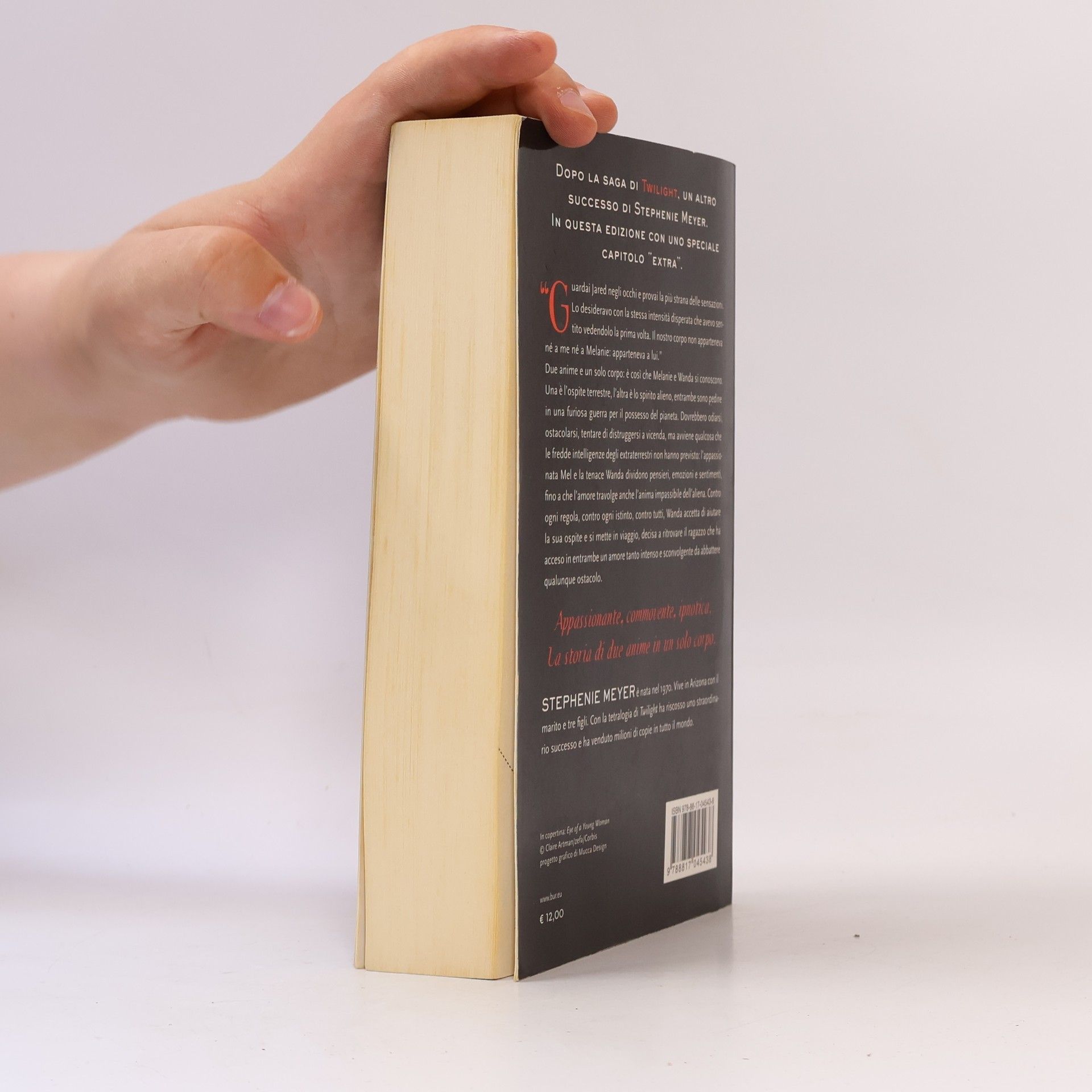 Stephenie Meyer L'ospite - Nuova edizione con un capitolo inedito