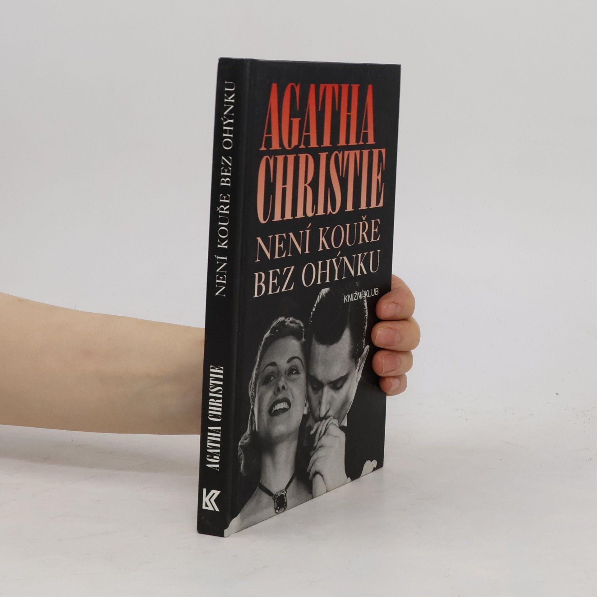 Agatha Christie Není kouře bez ohýnku