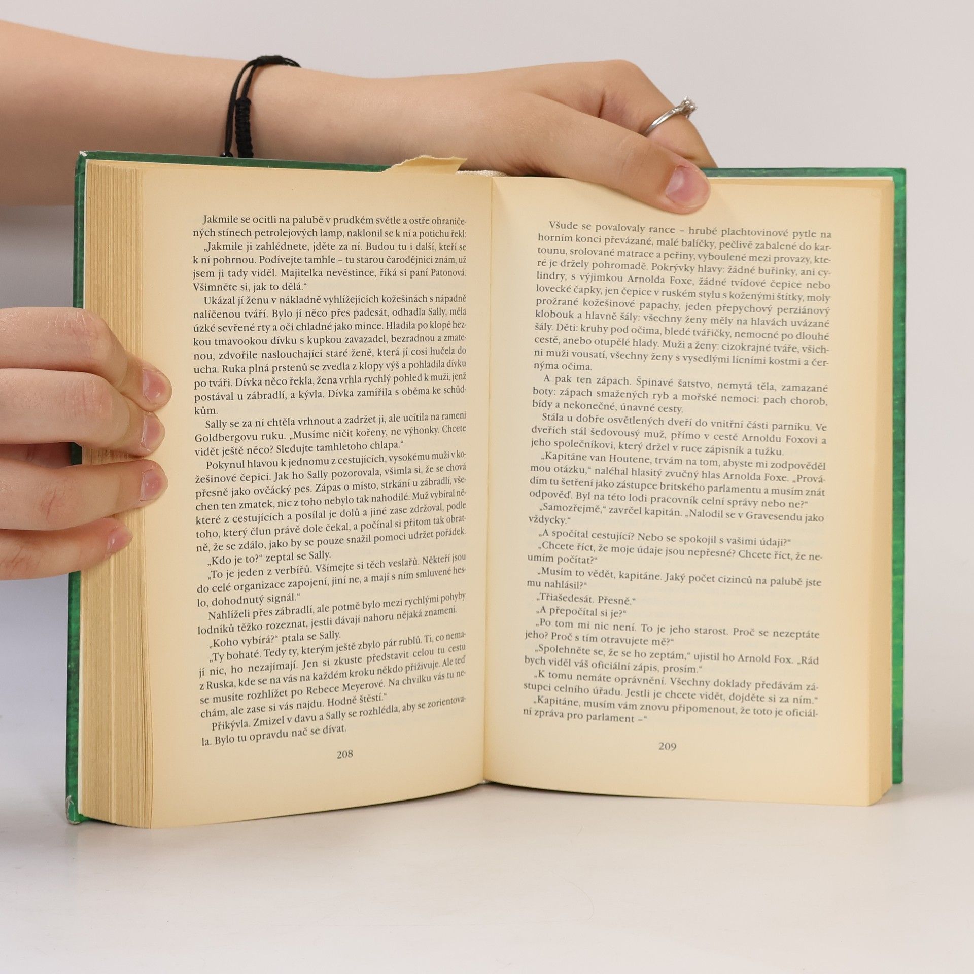 Philip Pullman Tygr ve studni