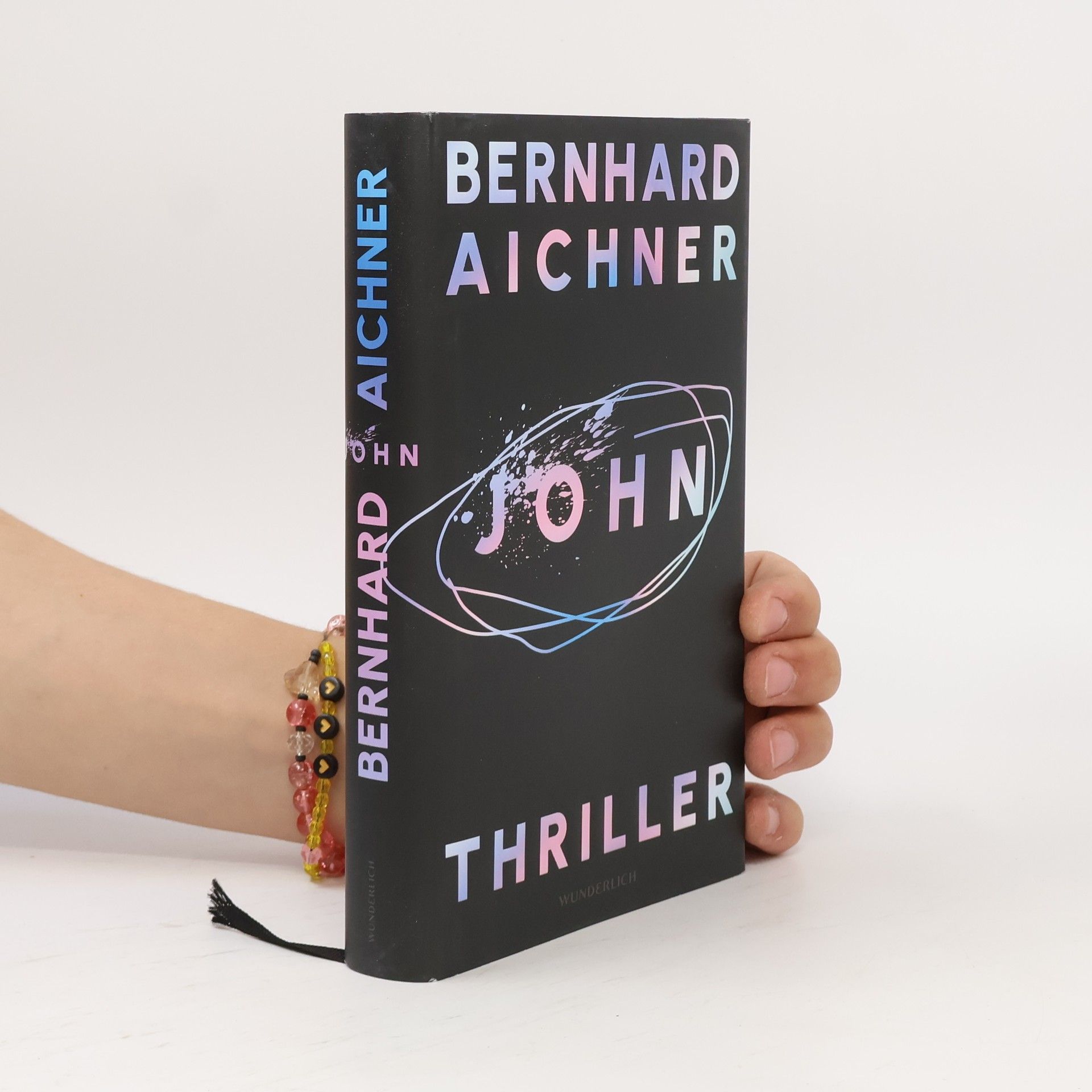Bernhard Aichner John