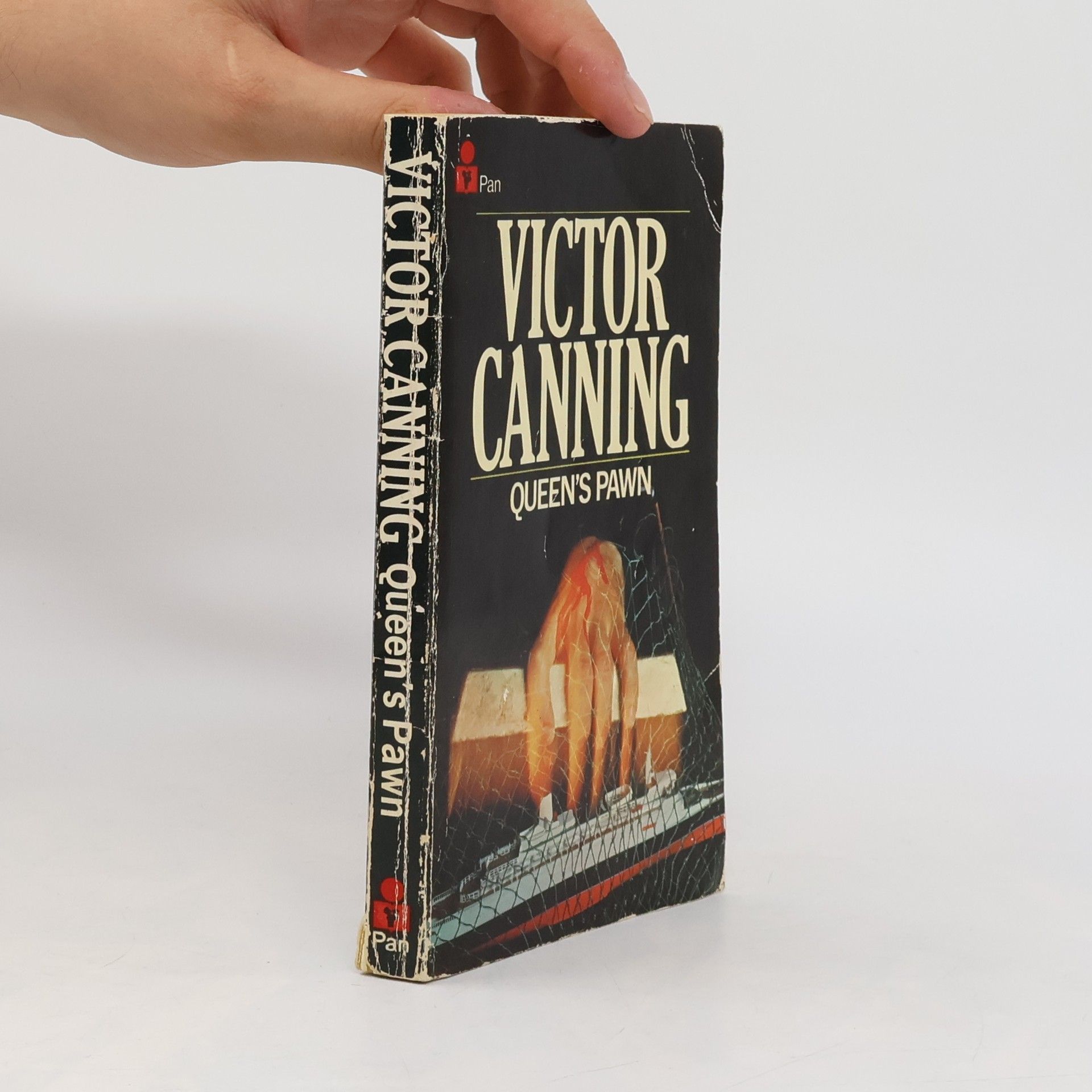 Victor Canning Queen's Pawn